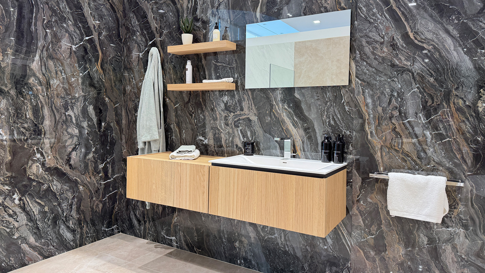 Foto 20 di PORCELANOSA Málaga