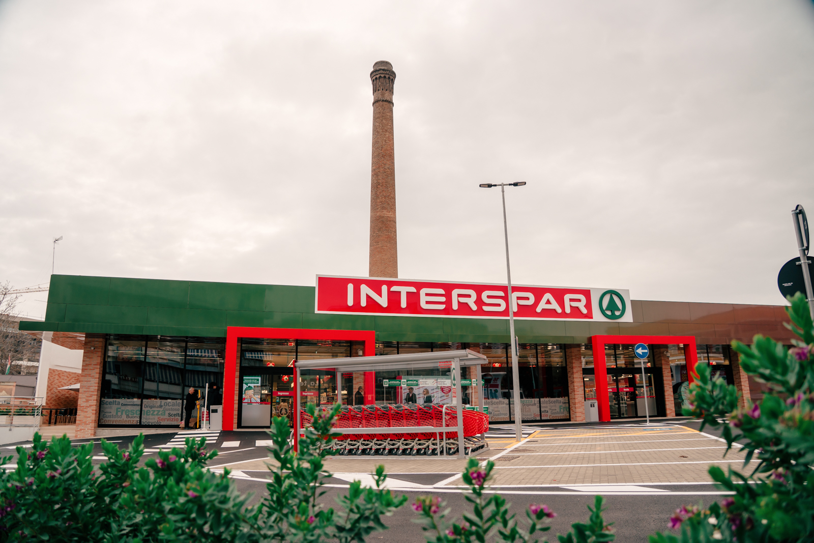 Foto 1 di INTERSPAR