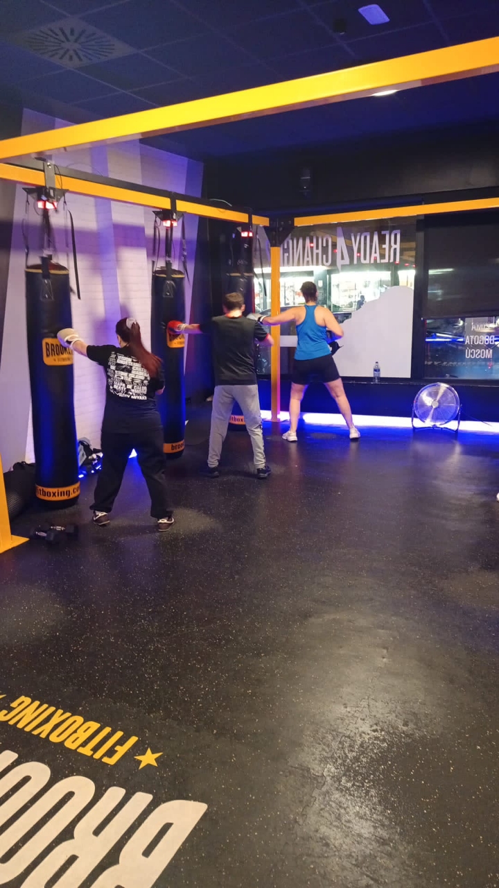 Fotografia 47 de Brooklyn Fitboxing Pinto