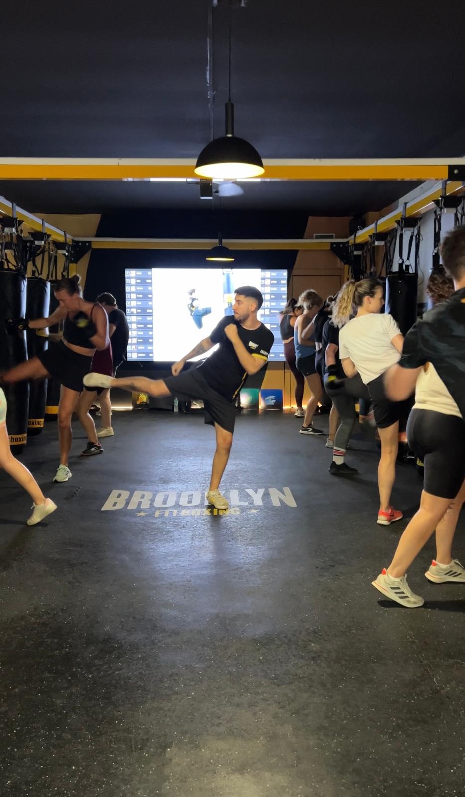 Fotografia 97 de Brooklyn Fitboxing Botánico