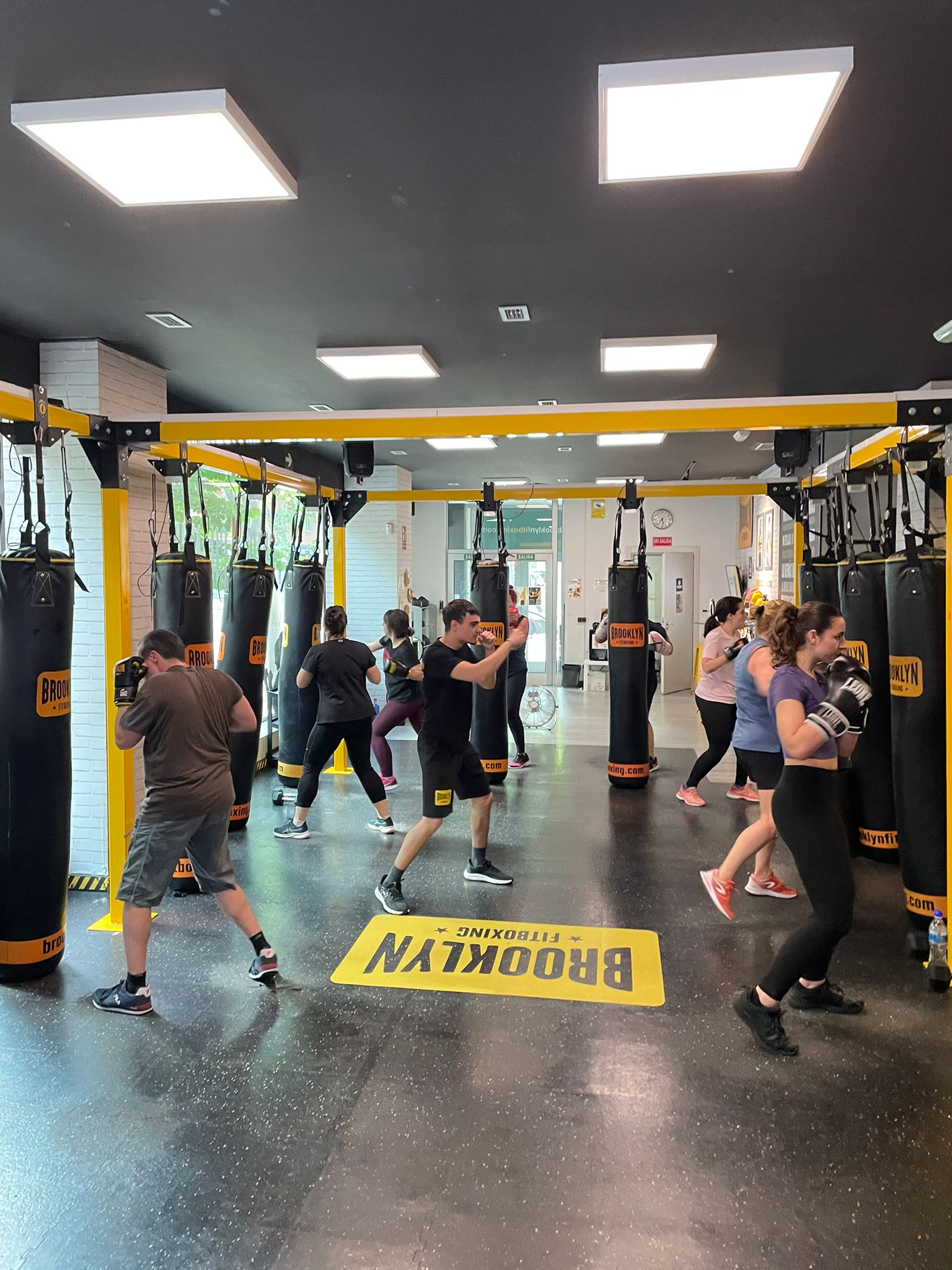 Fotografia 96 de Brooklyn Fitboxing Las rosas