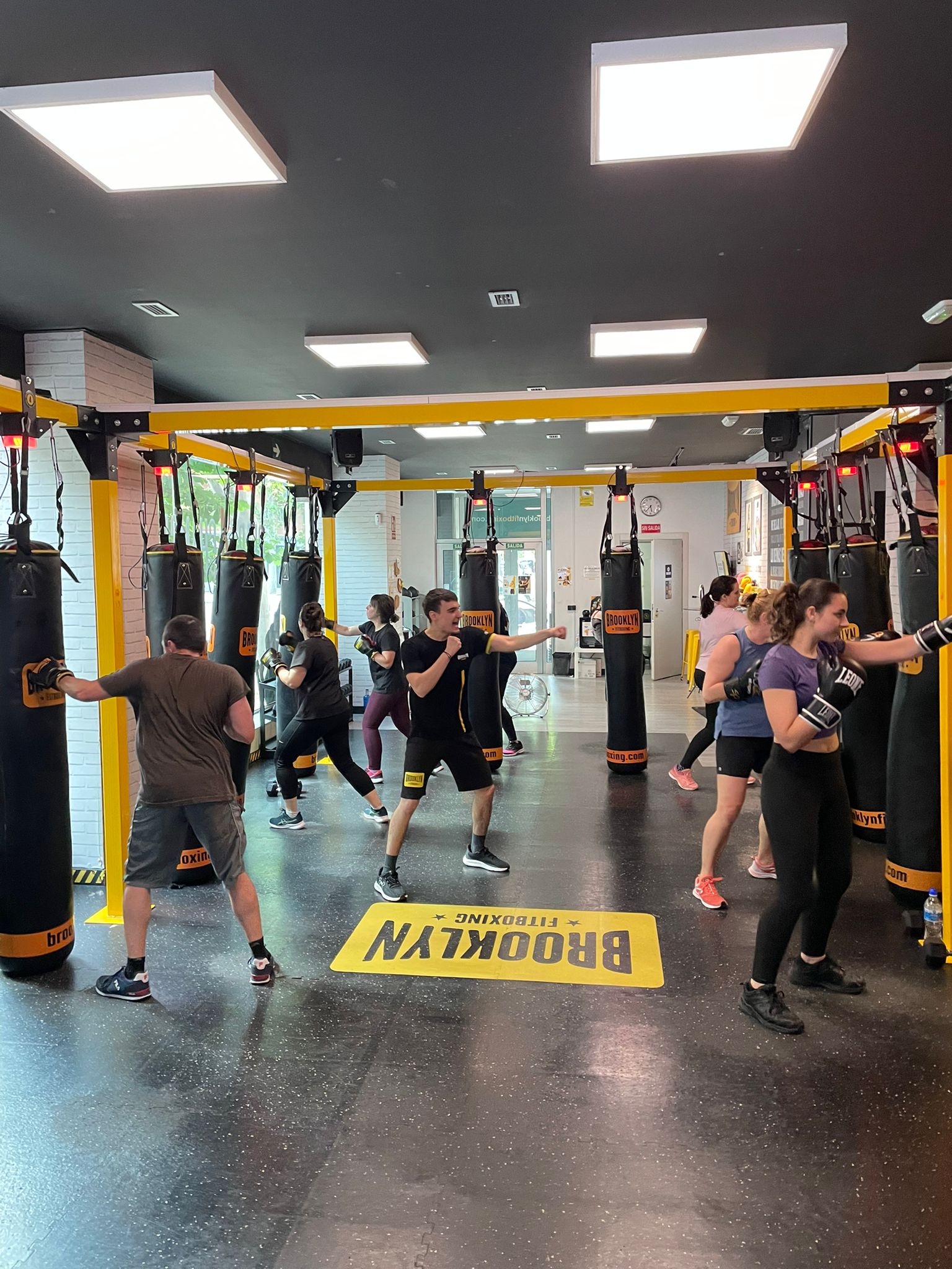 Fotografia 95 de Brooklyn Fitboxing Las rosas