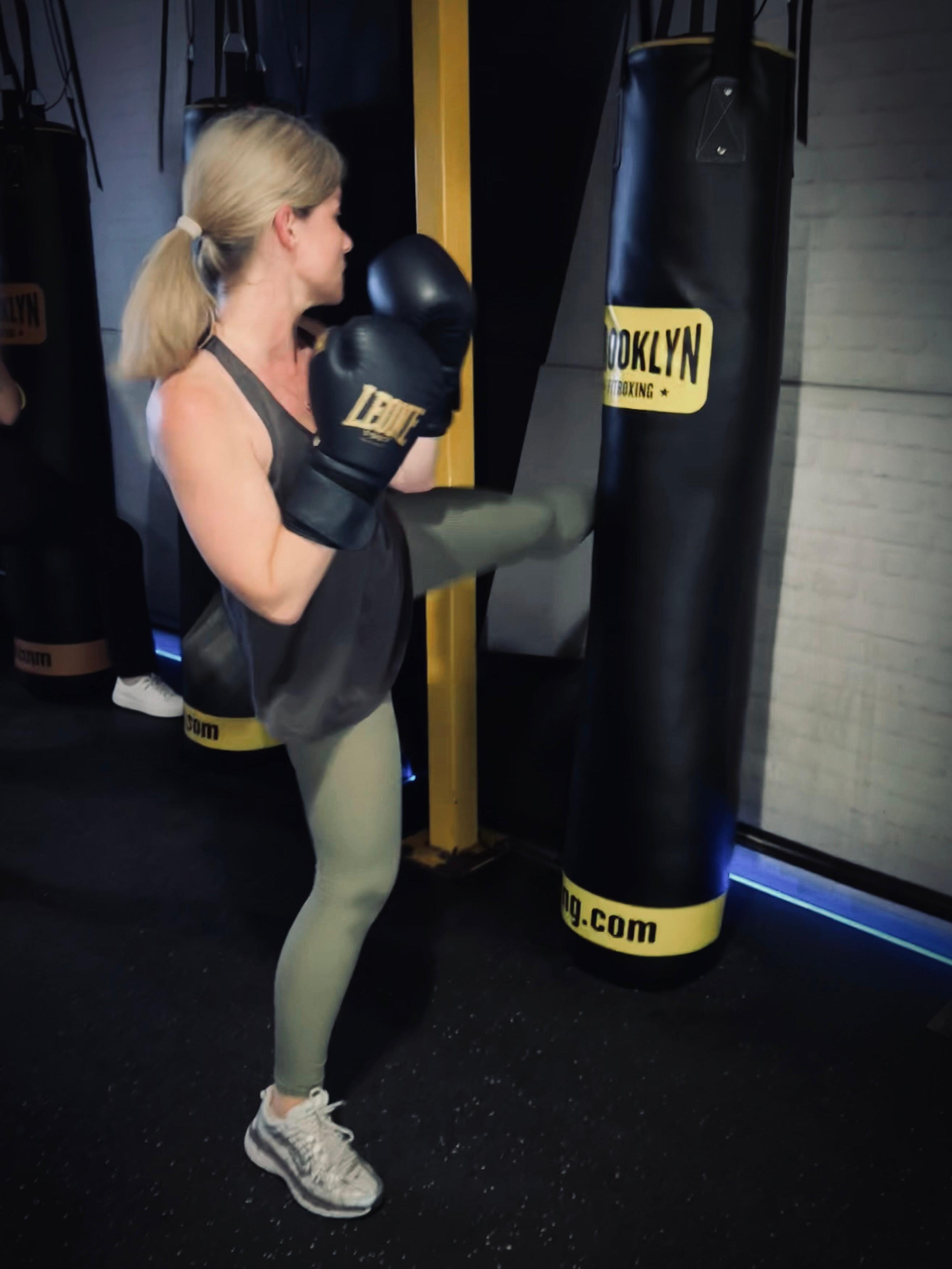 Fotografia 158 de Brooklyn Fitboxing Botánico