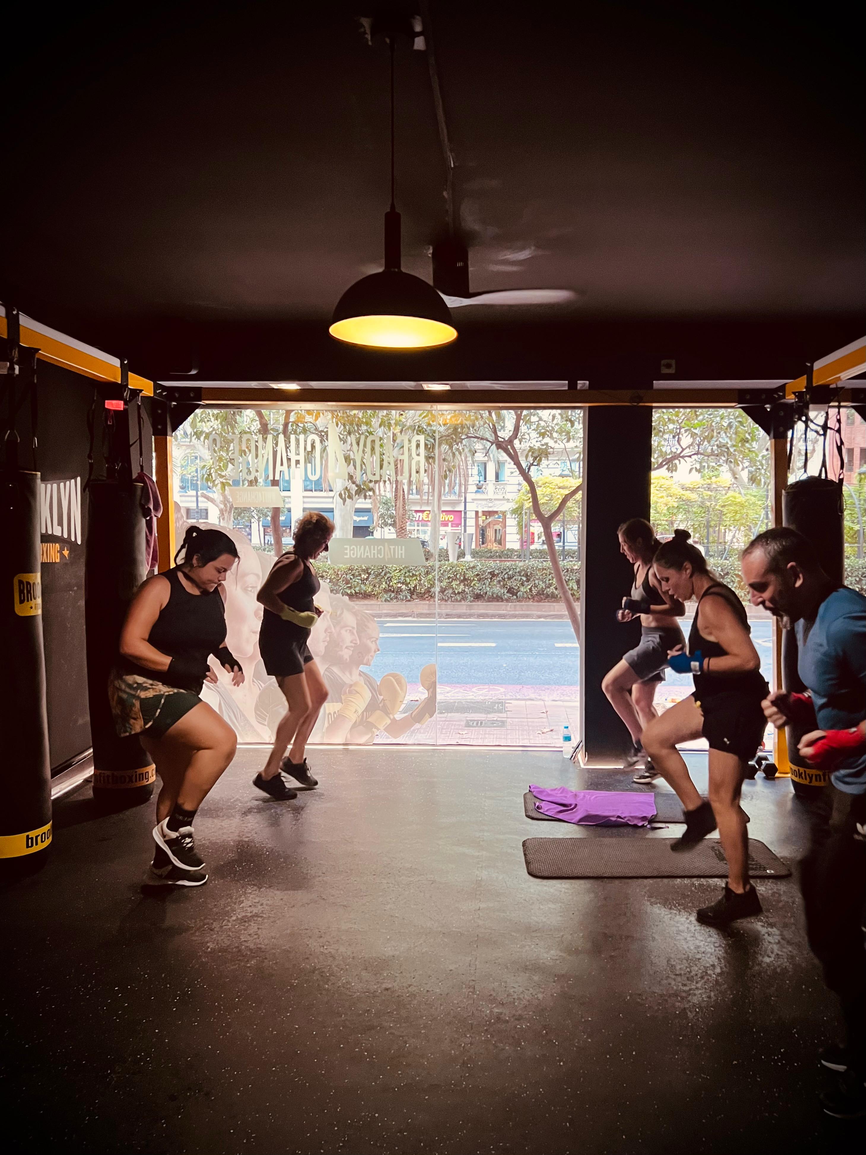 Fotografia 94 de Brooklyn Fitboxing Botánico