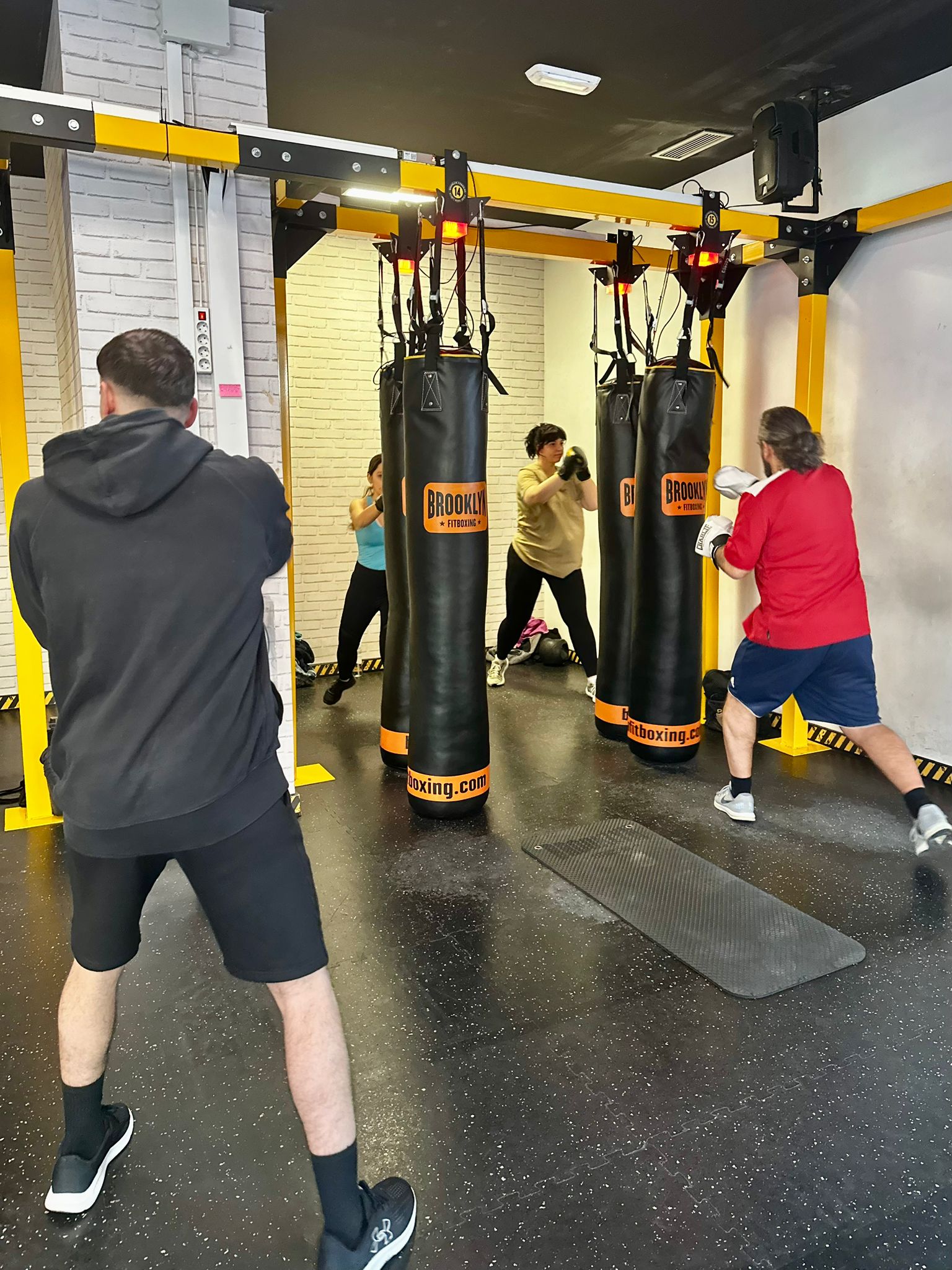 Fotografia 35 de Brooklyn Fitboxing Las rosas
