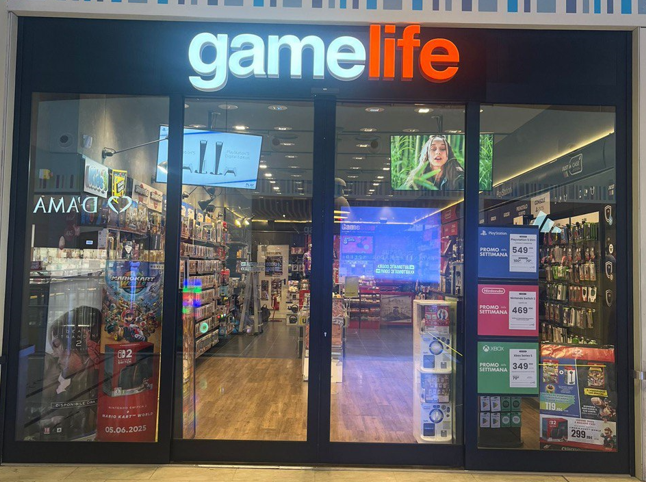 Foto 11 di GameStop