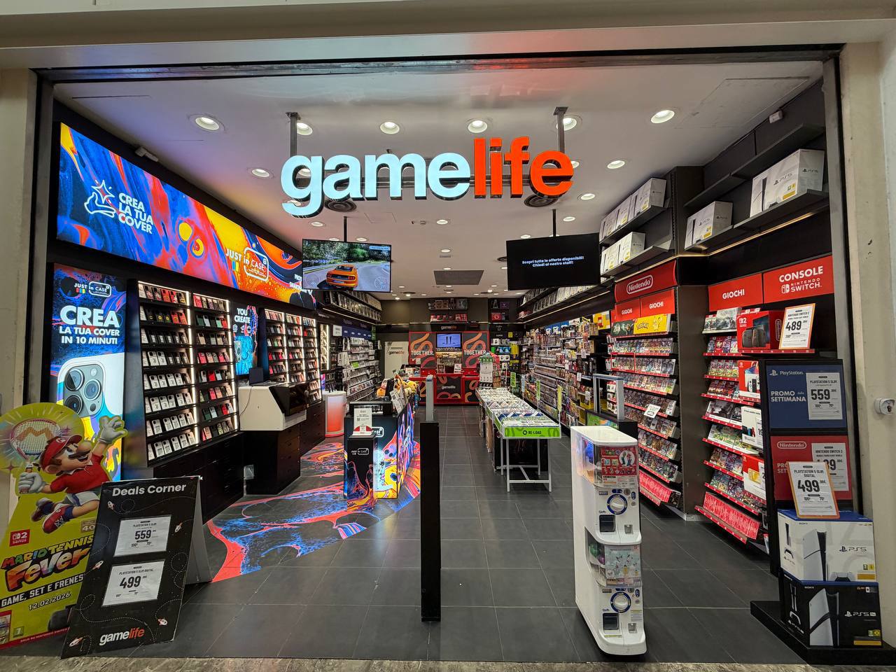 Foto 2 di GameStop
