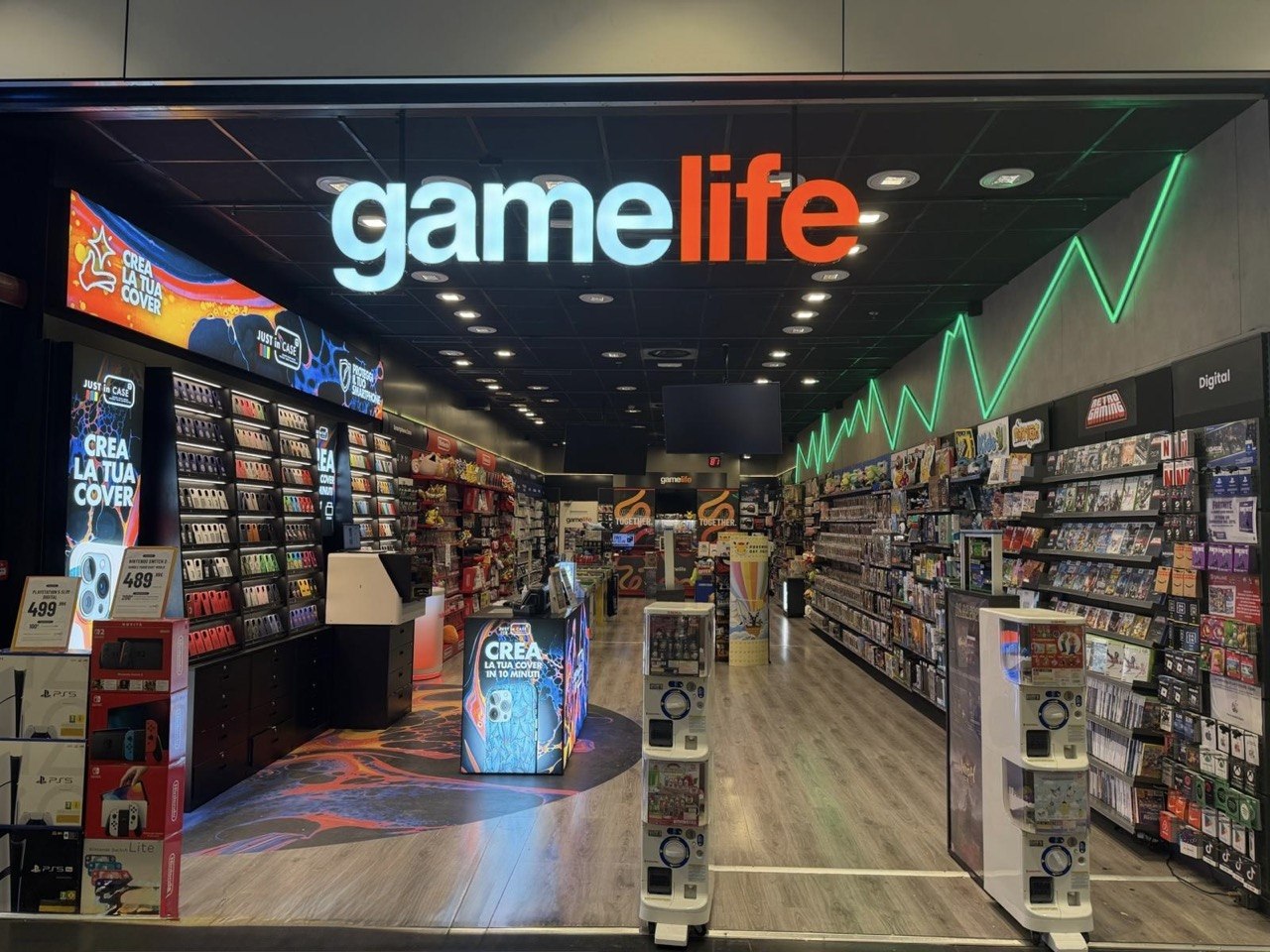 Foto 2 di GameStop