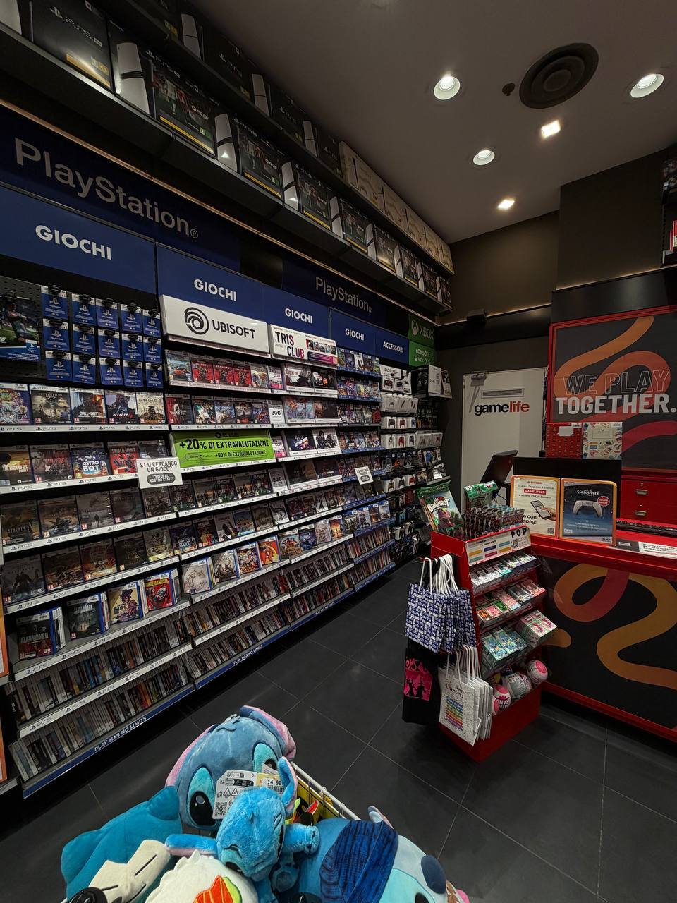 Foto 8 di GameStop