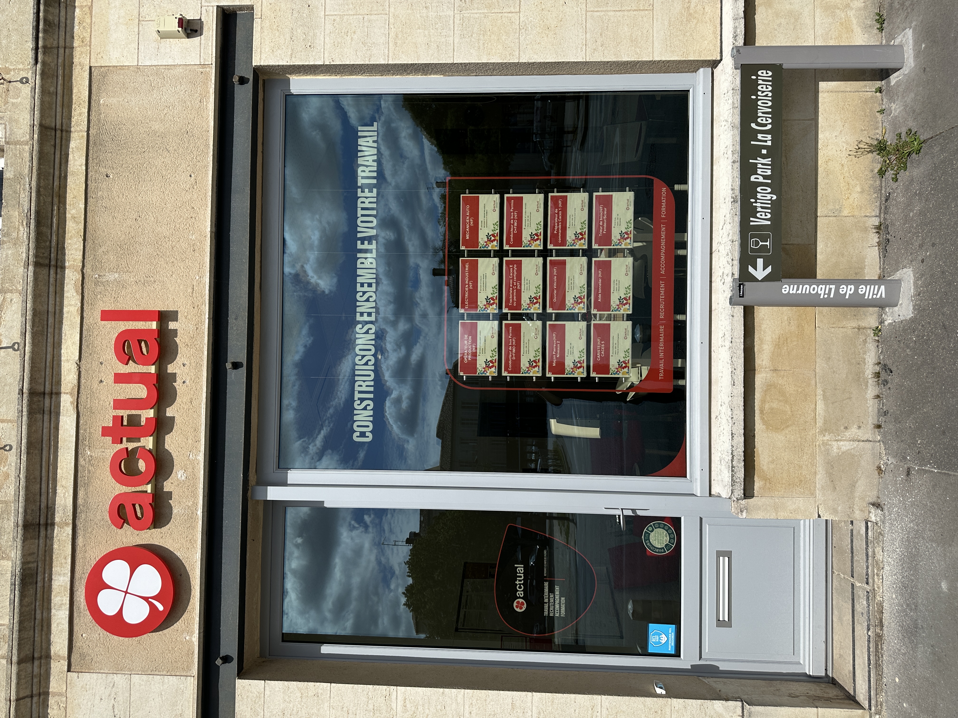 Foto 6 di Actual emploi Libourne