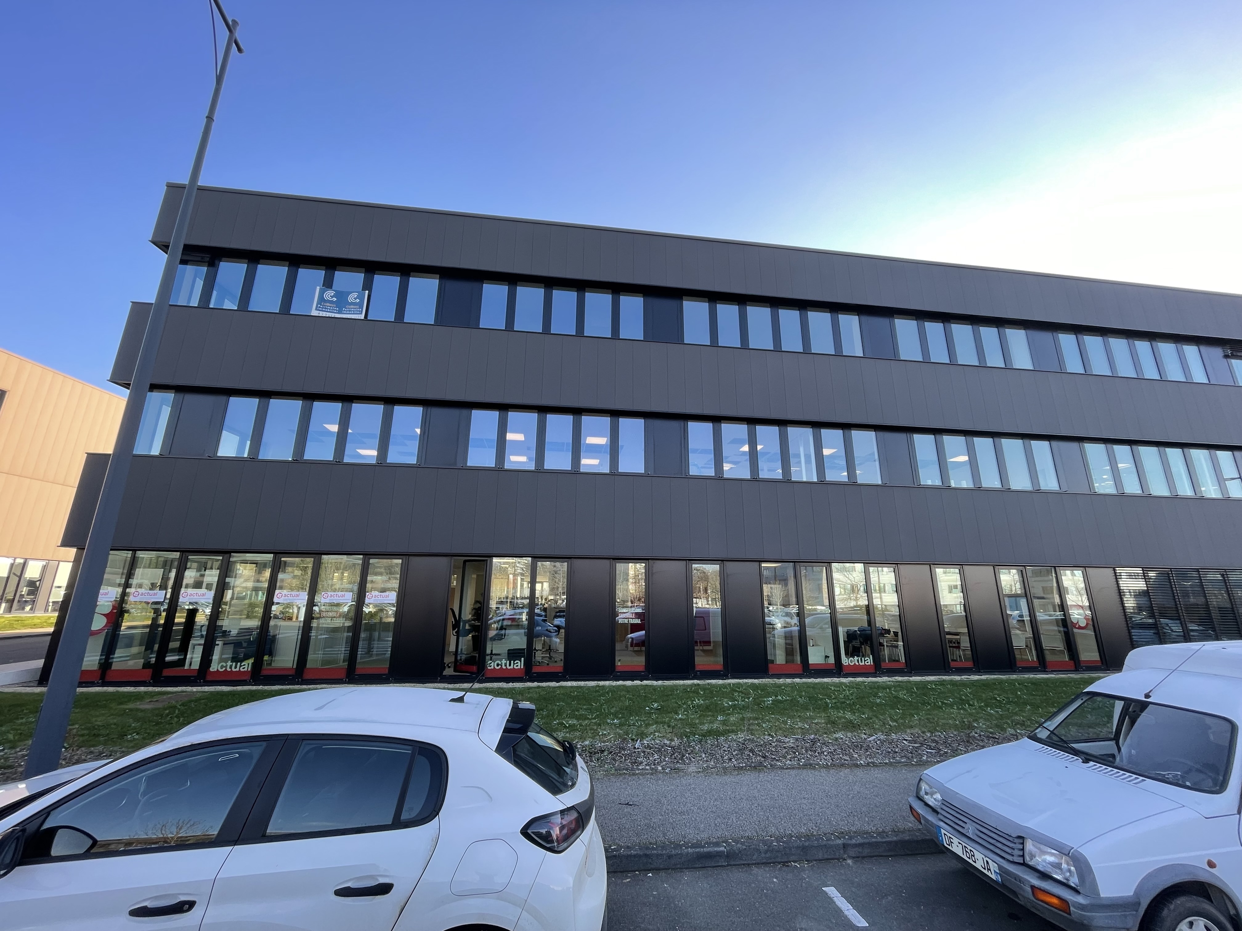 Foto 4 di Actual emploi Angers