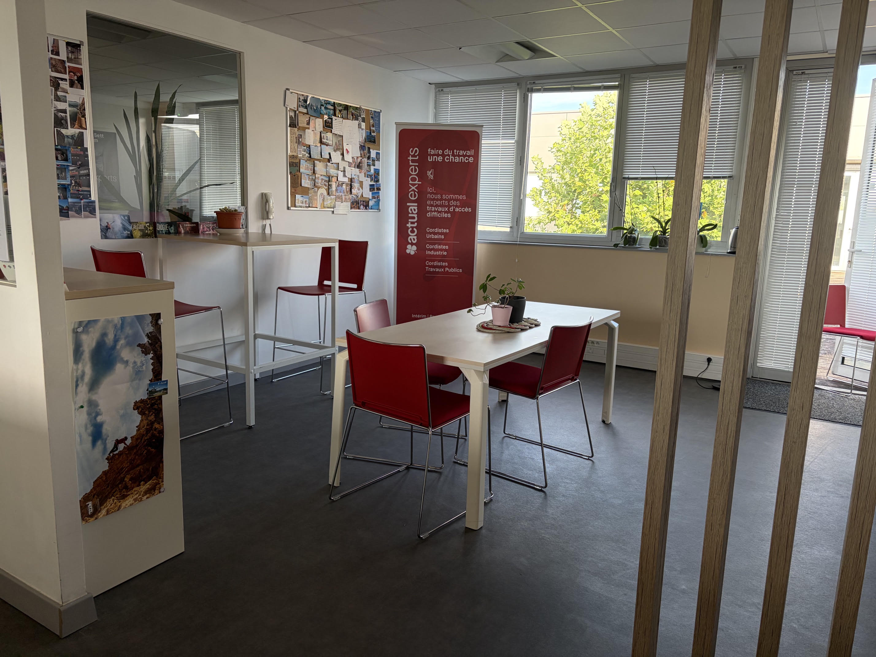 Foto 6 di Actual Experts Travaux Accès Difficiles