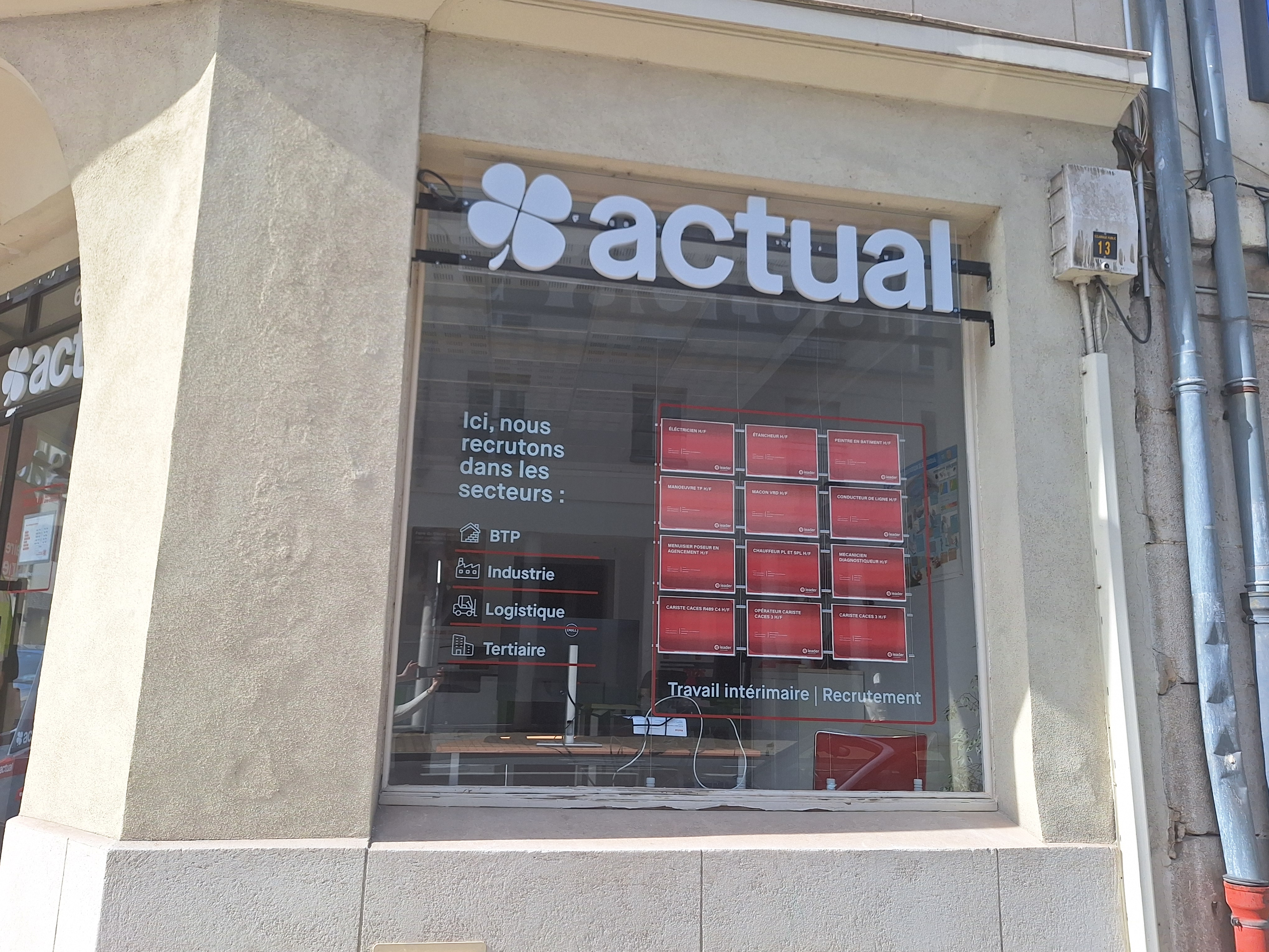 Foto 2 di Actual