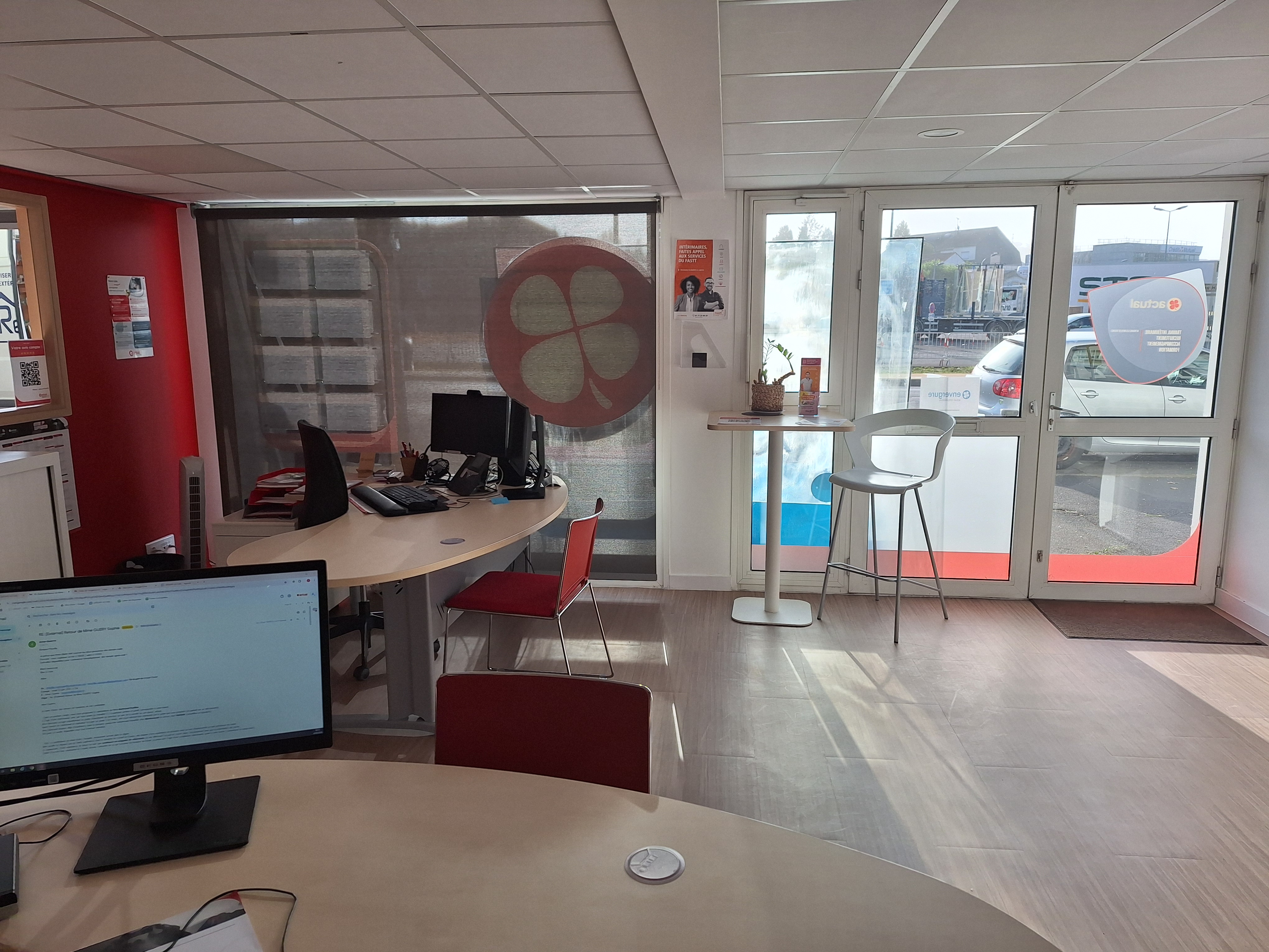 Foto 5 di Actual emploi Cholet