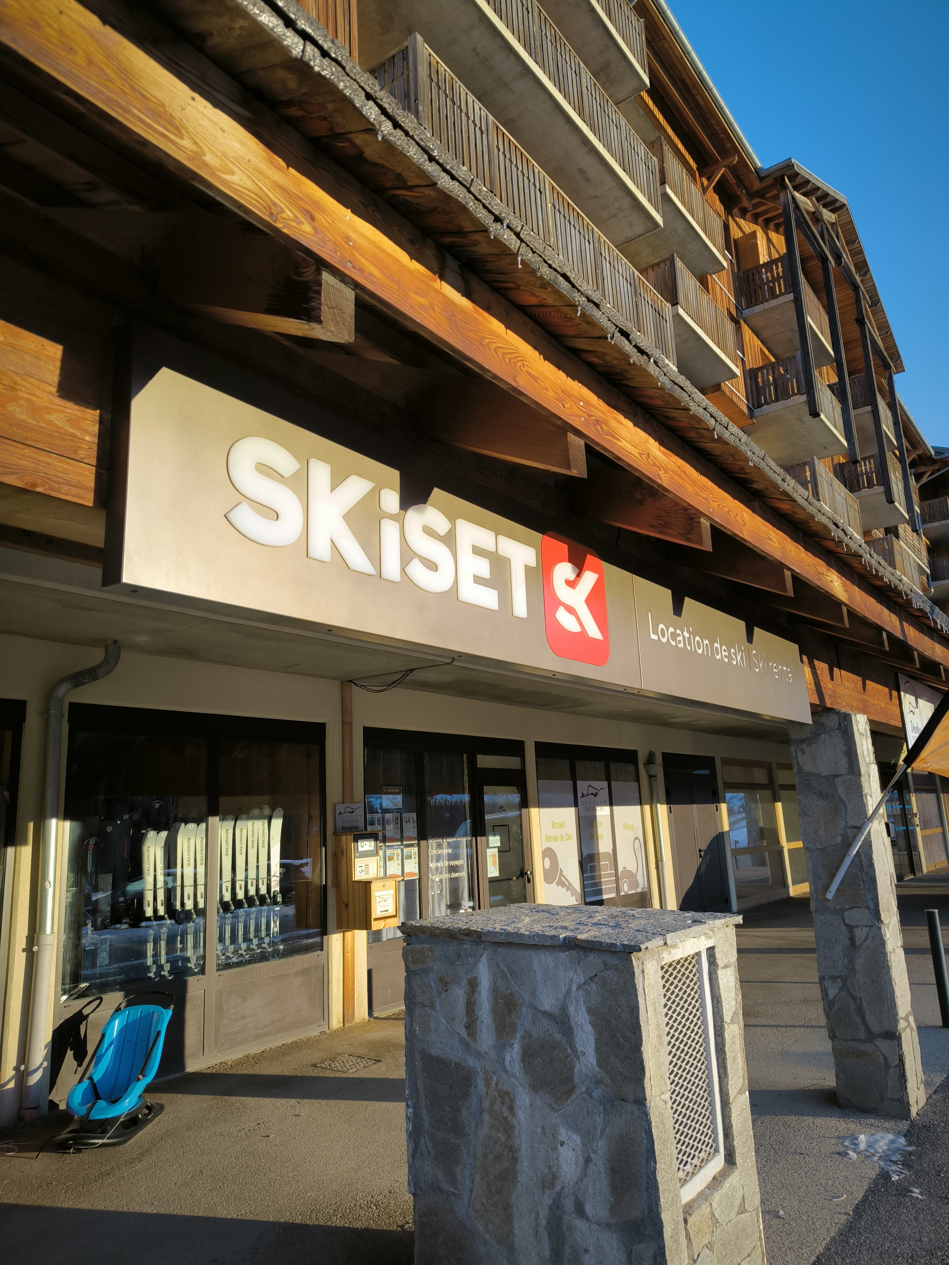 Foto 5 di SKISET- LESPACE LOCATION TD Superdévoluy