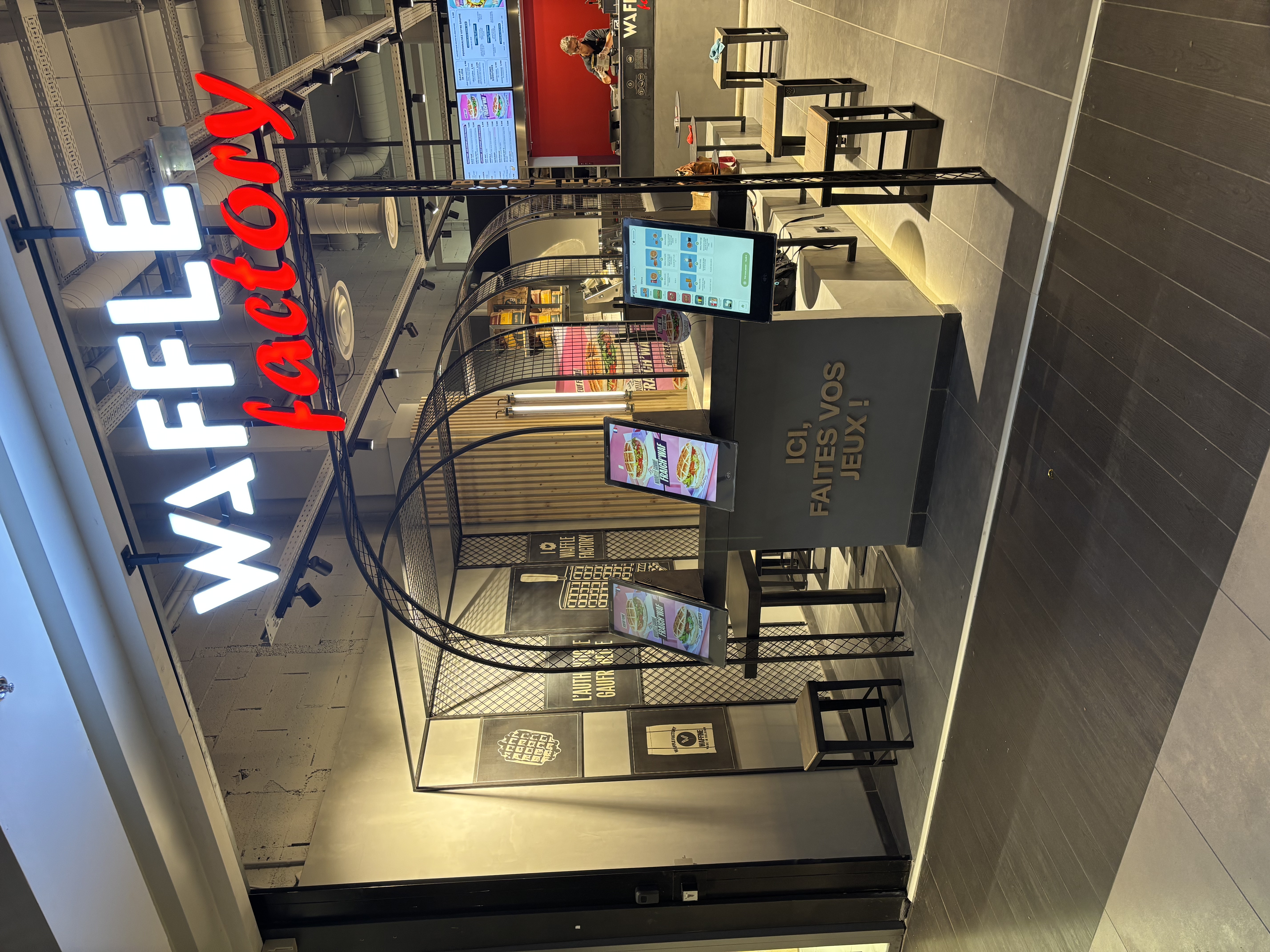 Foto 5 di WAFFLE FACTORY