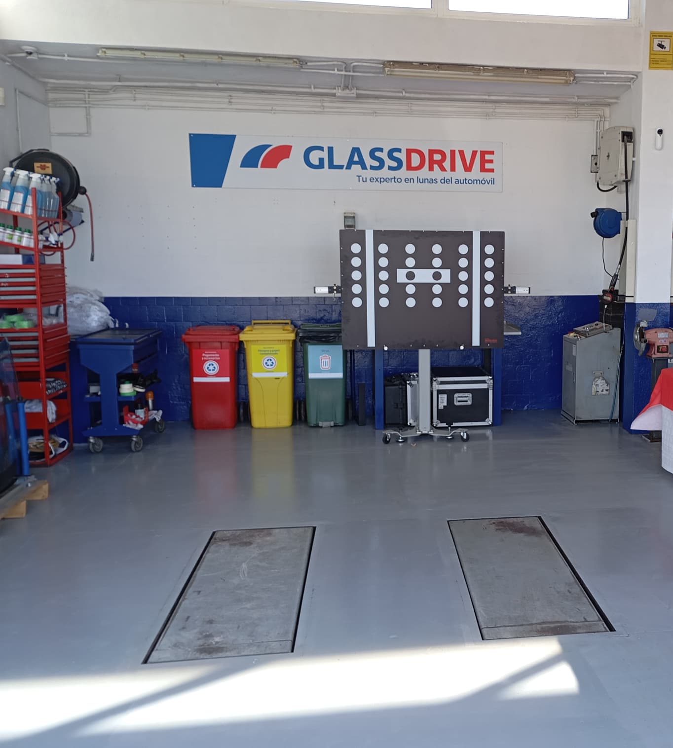 Glassdrive Roses-Glassdrive