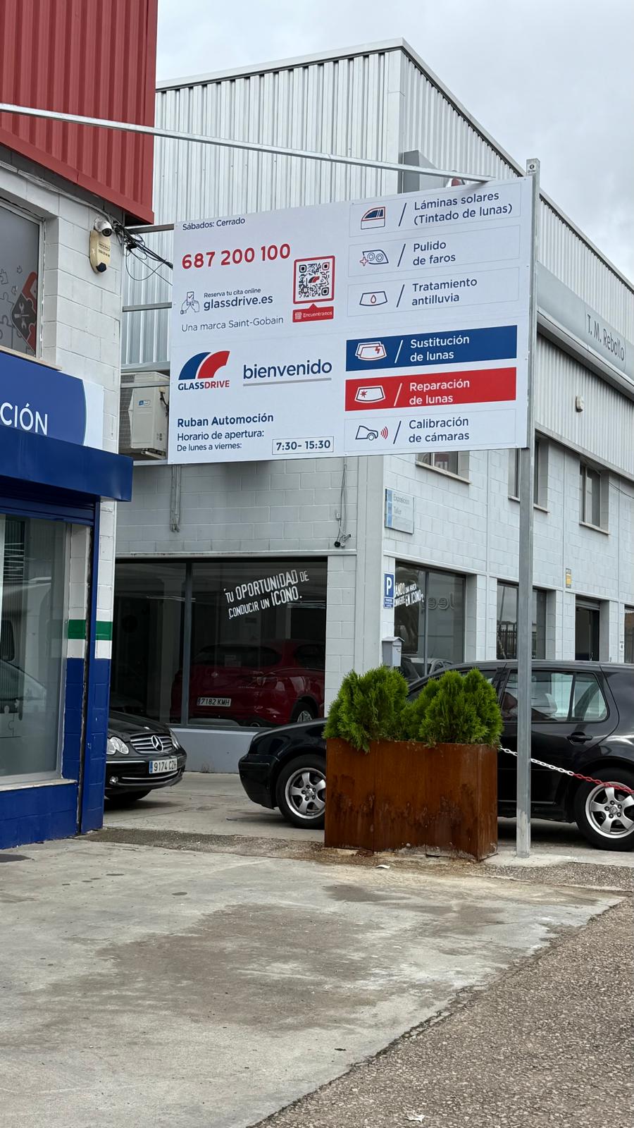 Glassdrive Cáceres Polígono Capellanías-Glassdrive