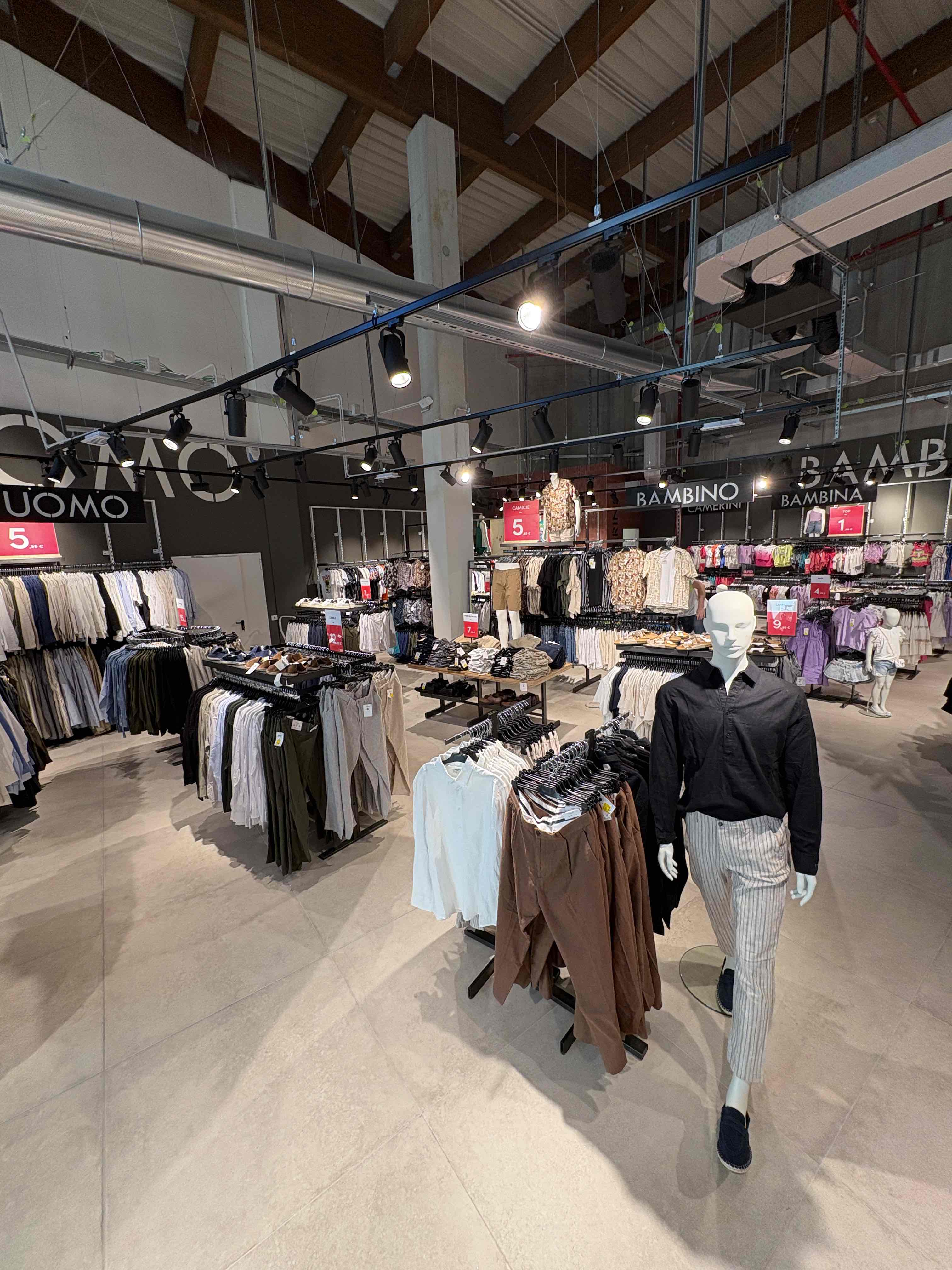 Outlet Citta' Sant'Angelo Village