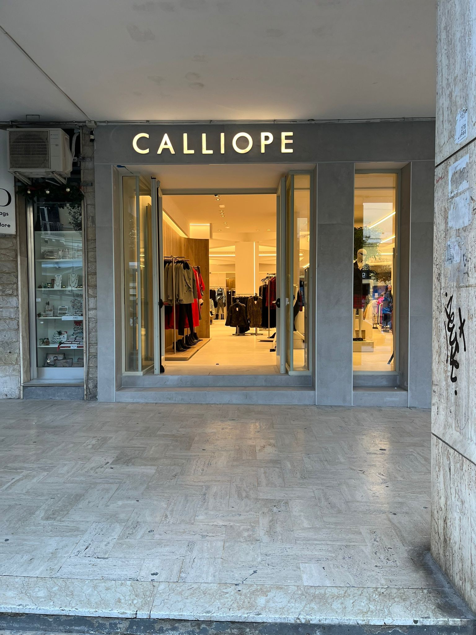 Foto 1 di Calliope