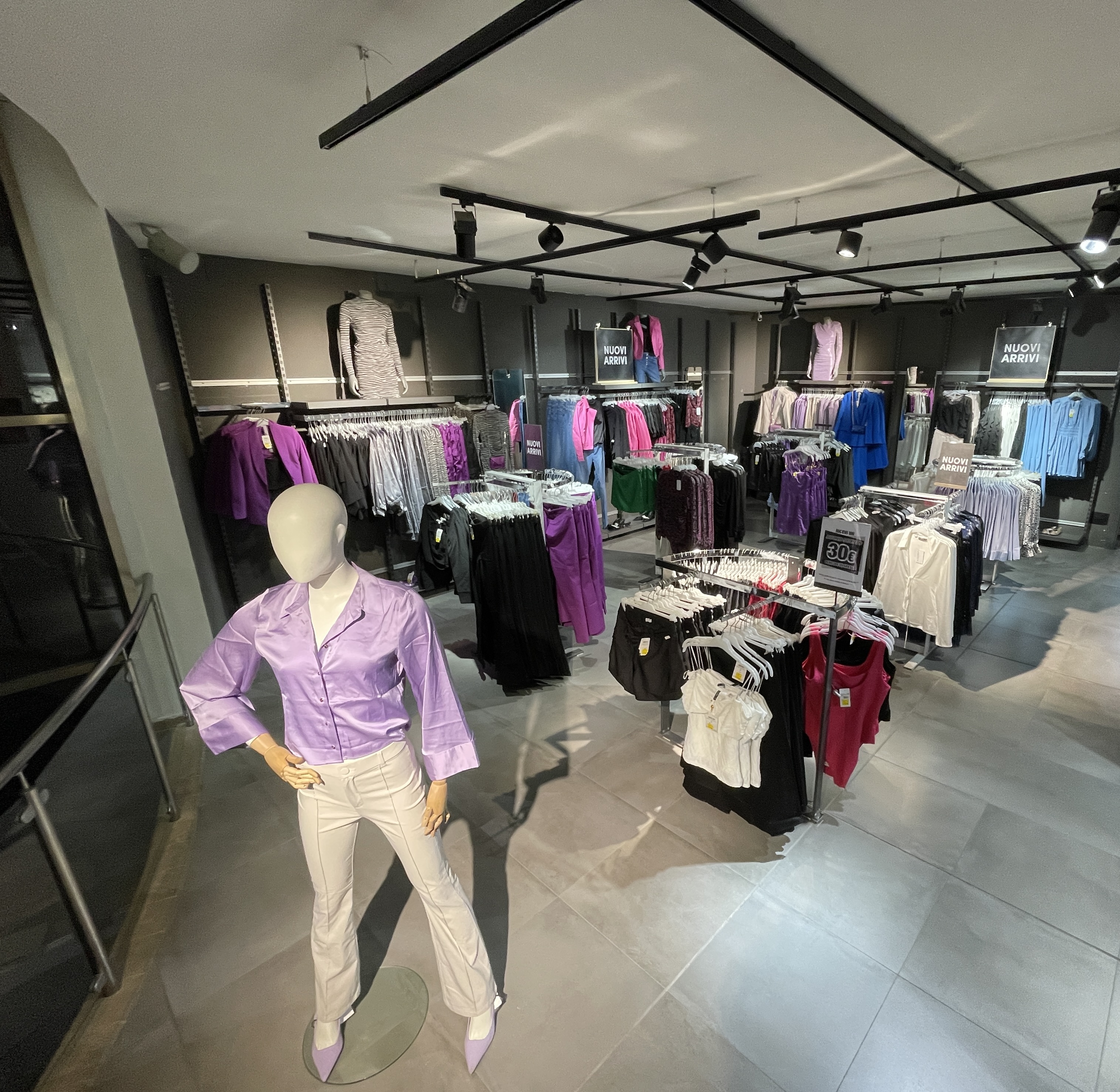 Photo 17 de Calliope Outlet