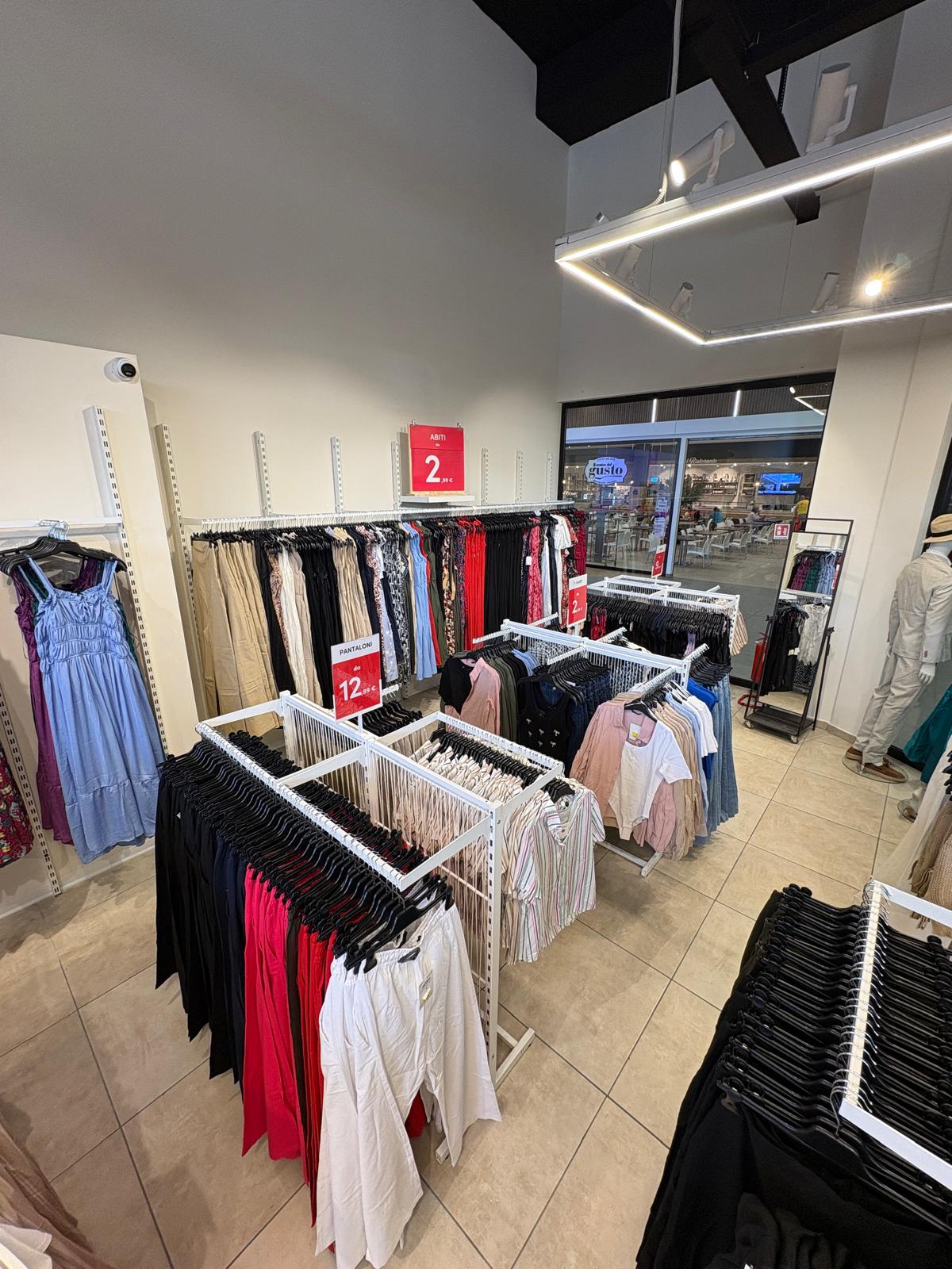 Photo 6 de Calliope Outlet