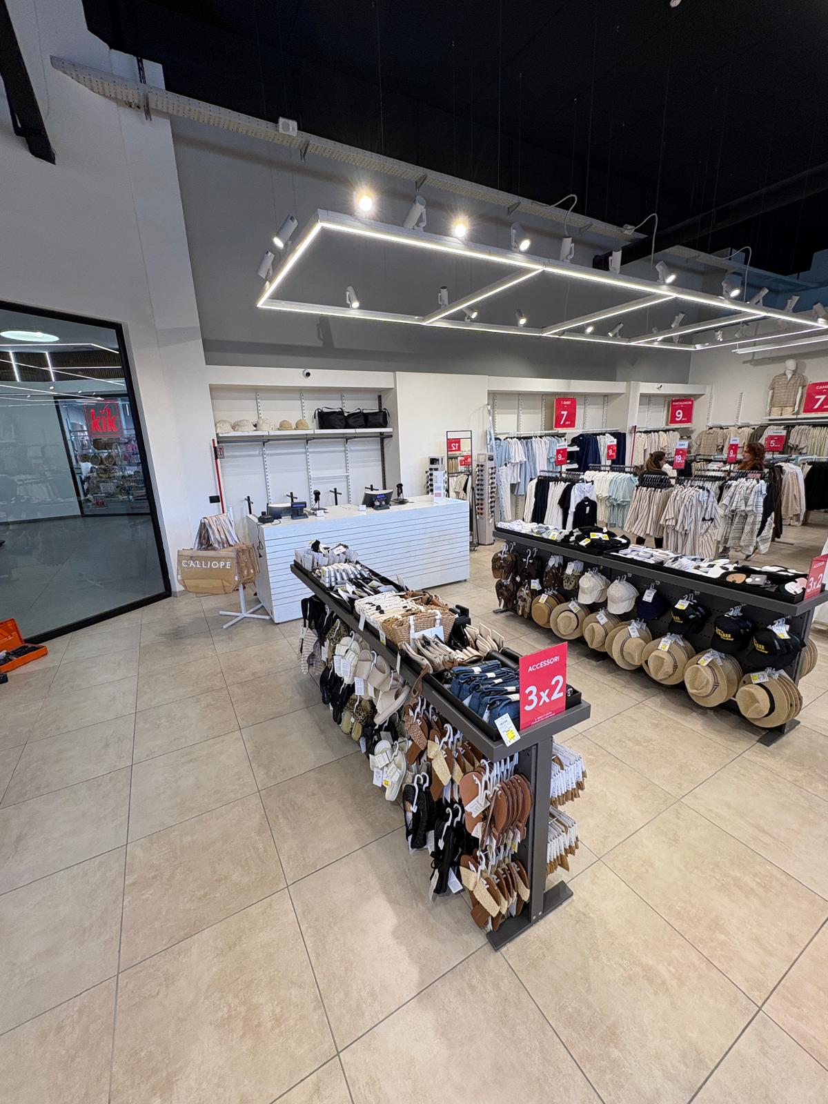 Photo 5 de Calliope Outlet