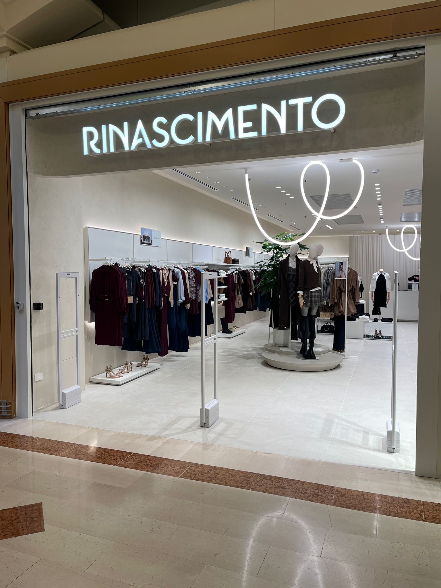 Foto 4 di Rinascimento