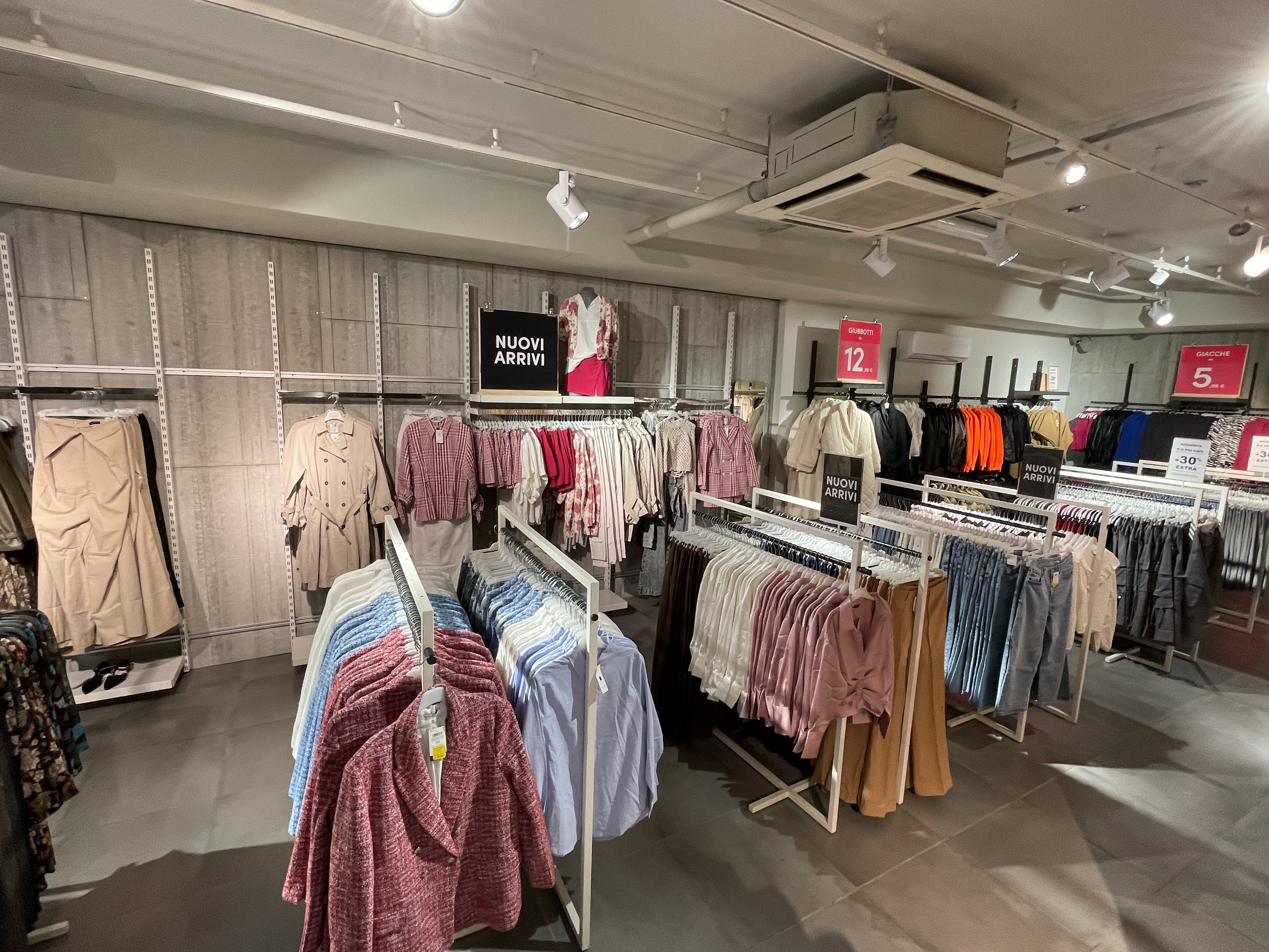 Photo 25 de Calliope Outlet
