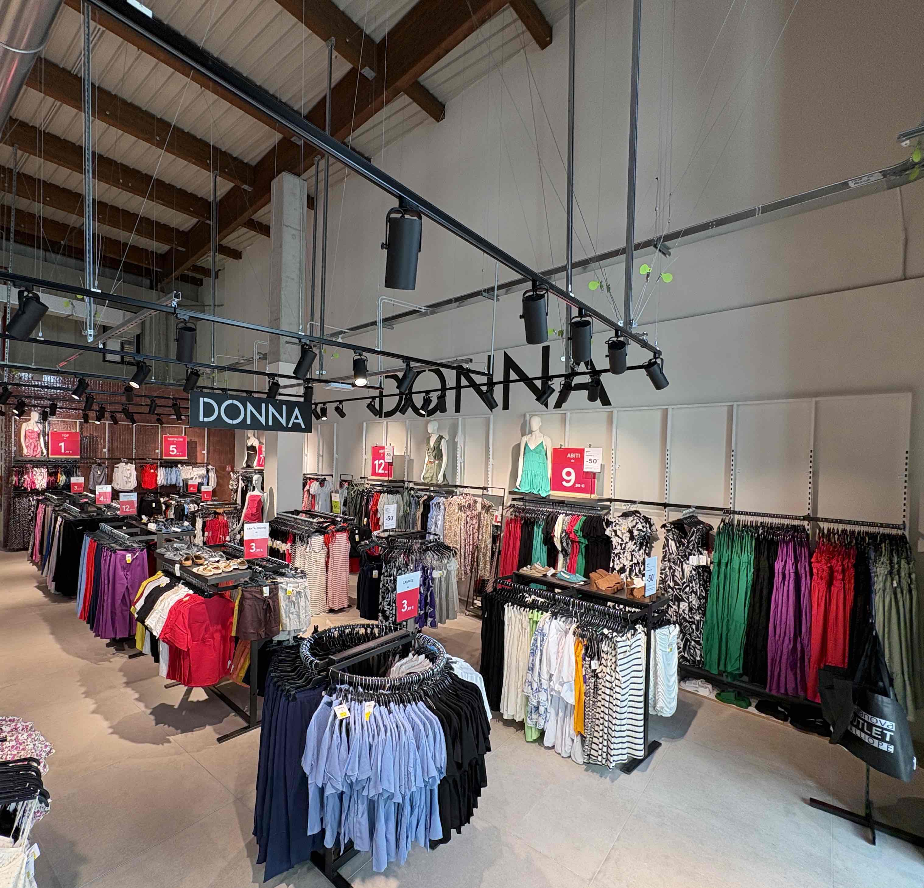 Outlet Citta' Sant'Angelo Village