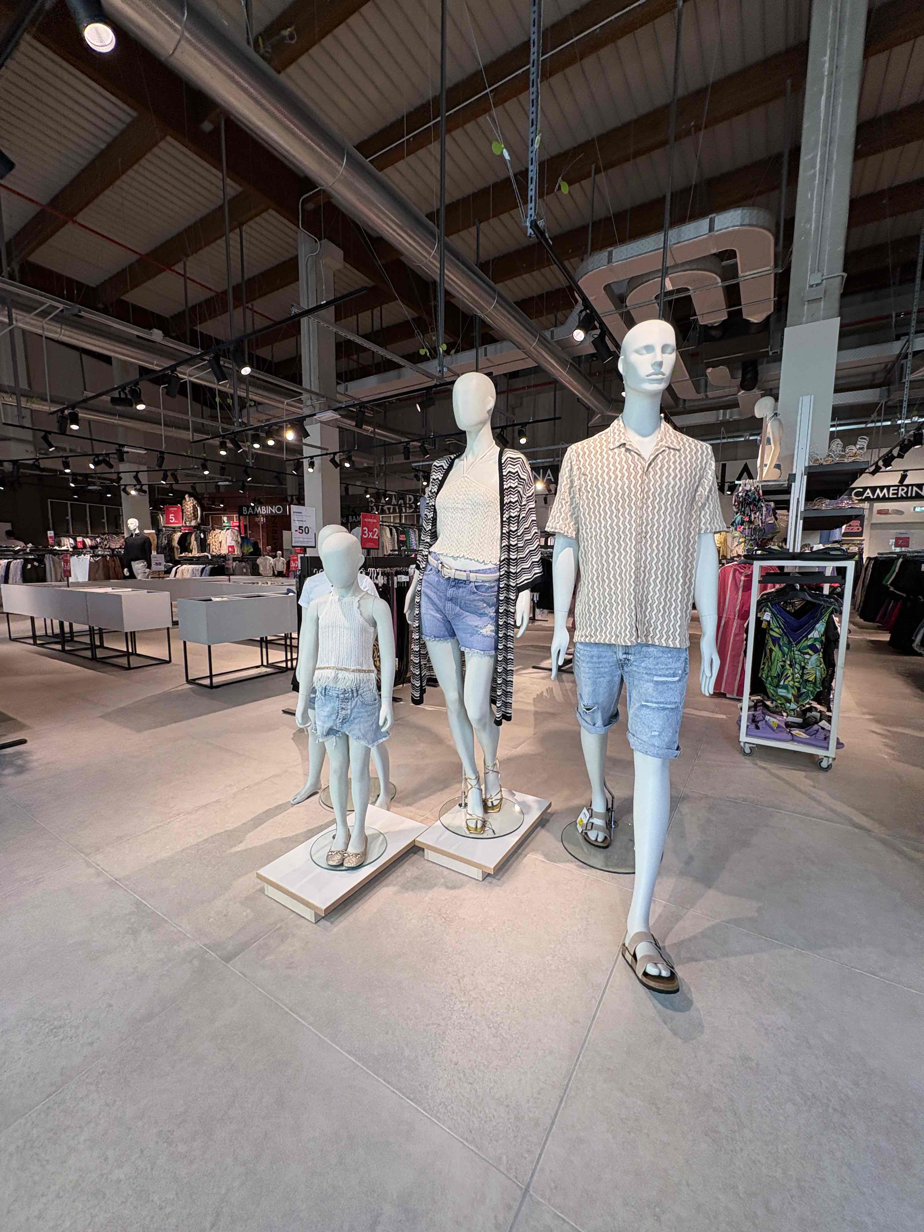 Outlet Citta' Sant'Angelo Village