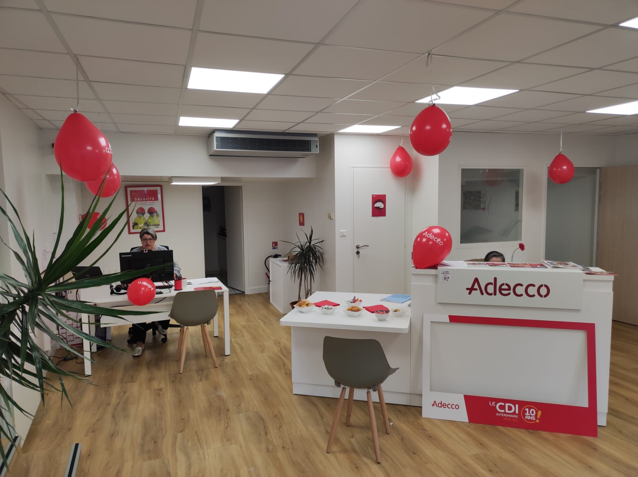 Foto 3 di Adecco Parthenay