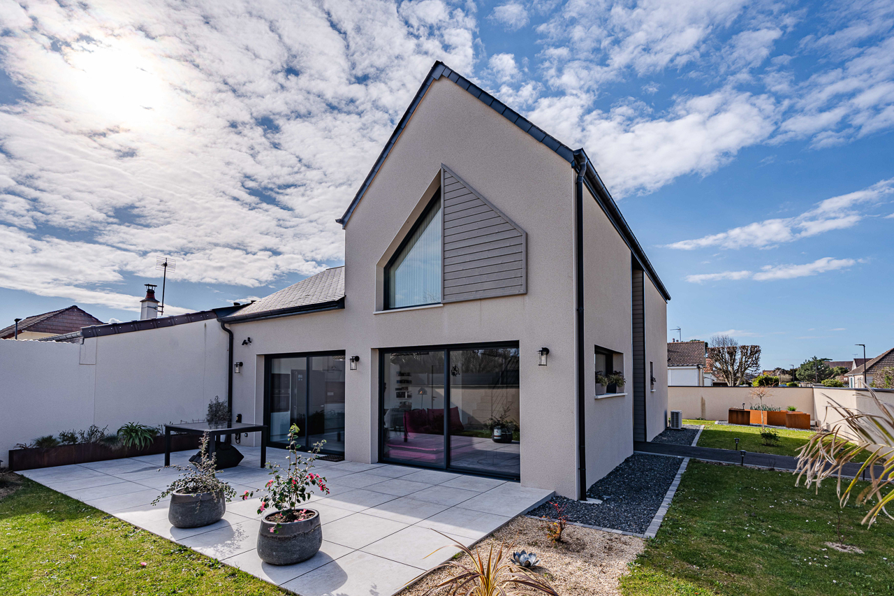 Foto 206 di Elevia Construction