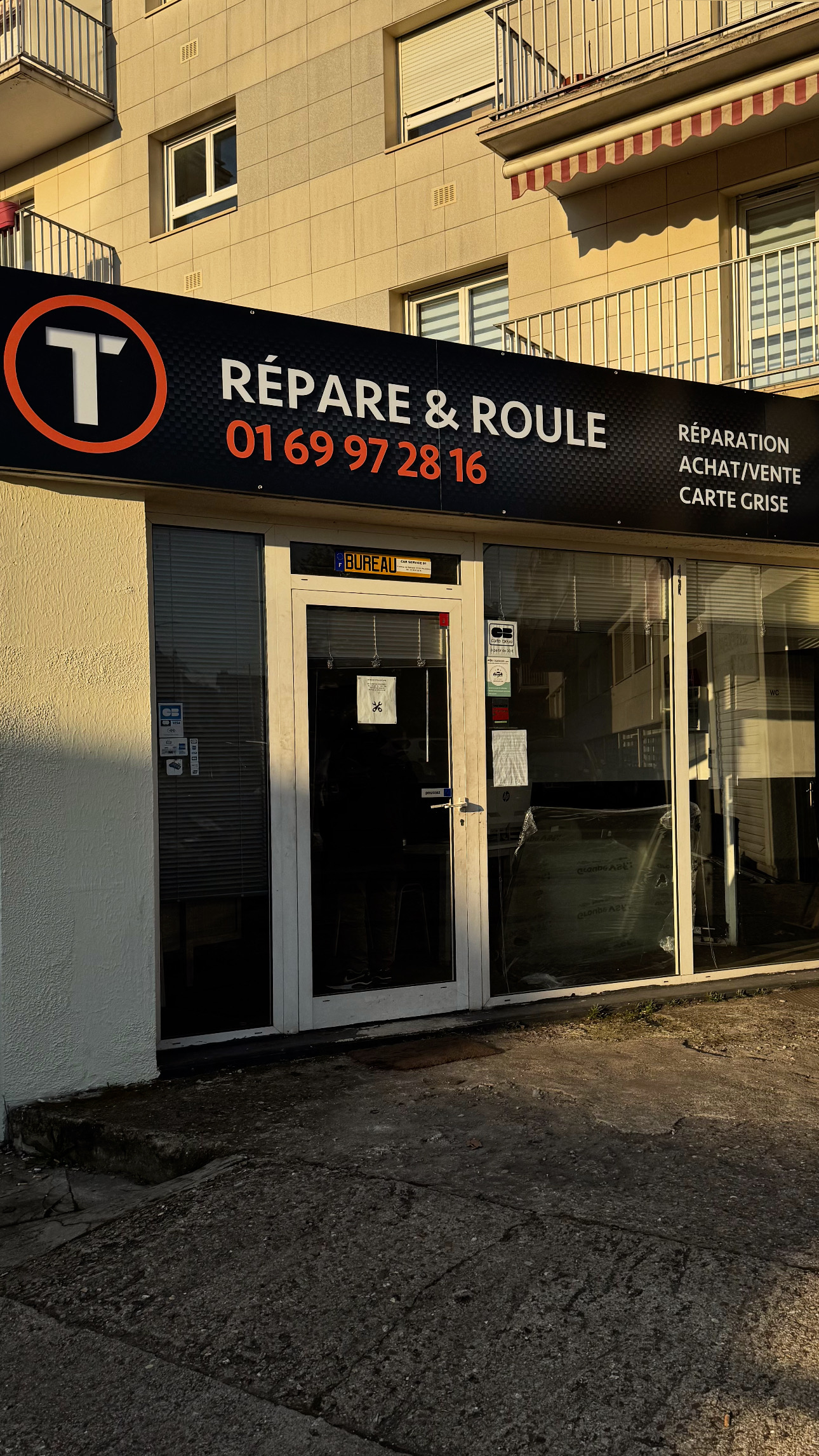 Foto 3 di REPARE &ROULE - Technicar Services