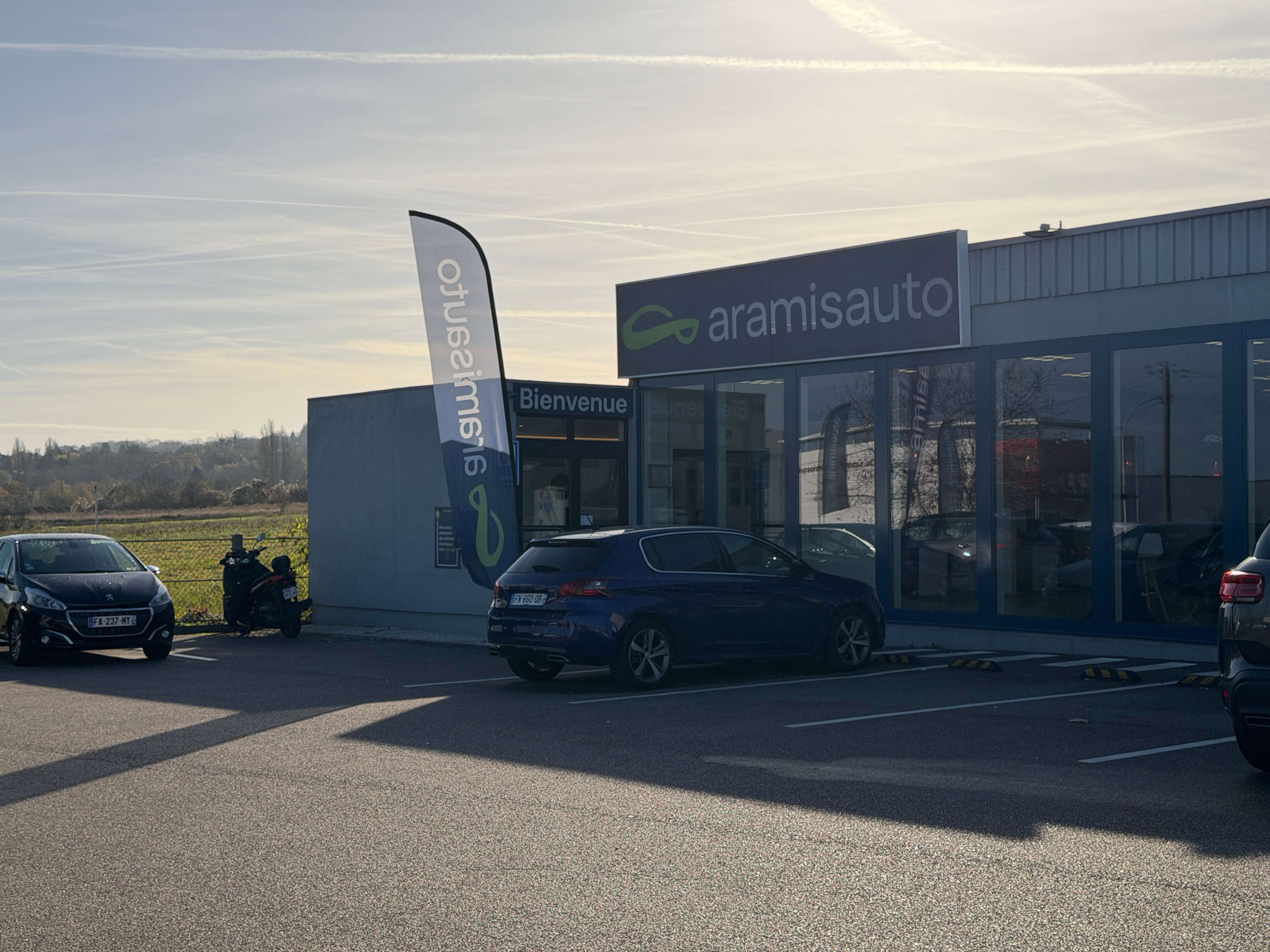 Foto 3 di Aramisauto Orgeval