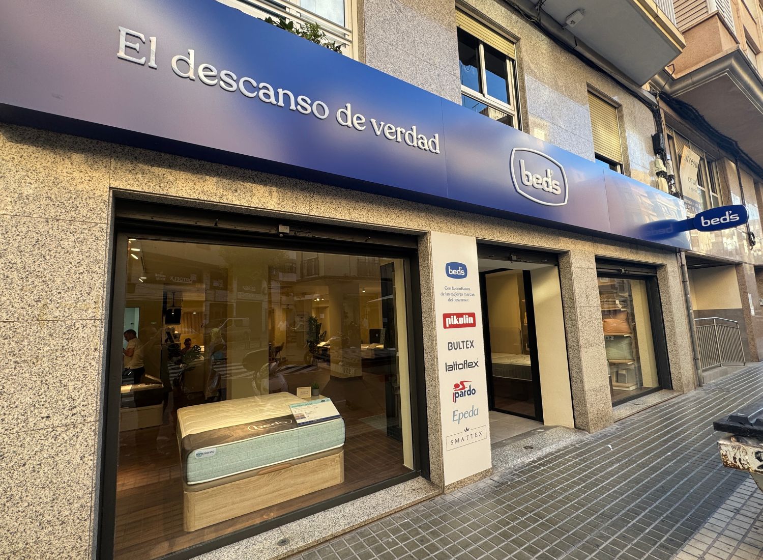 Foto 5 di Bed's Elche