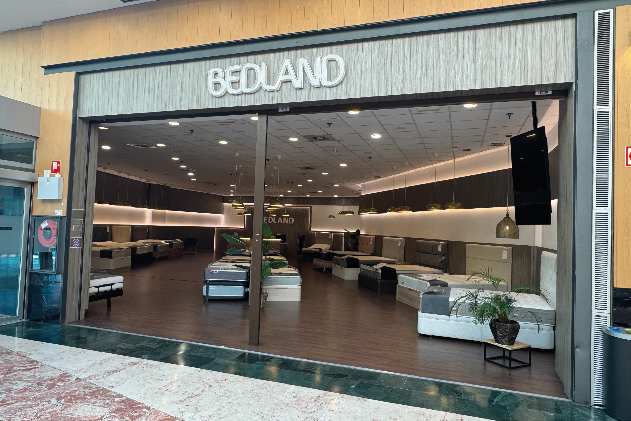 Foto 1 di Bedland