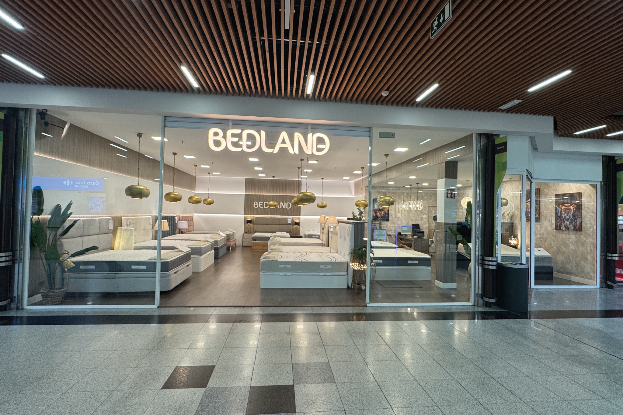Foto 1 di Bedland