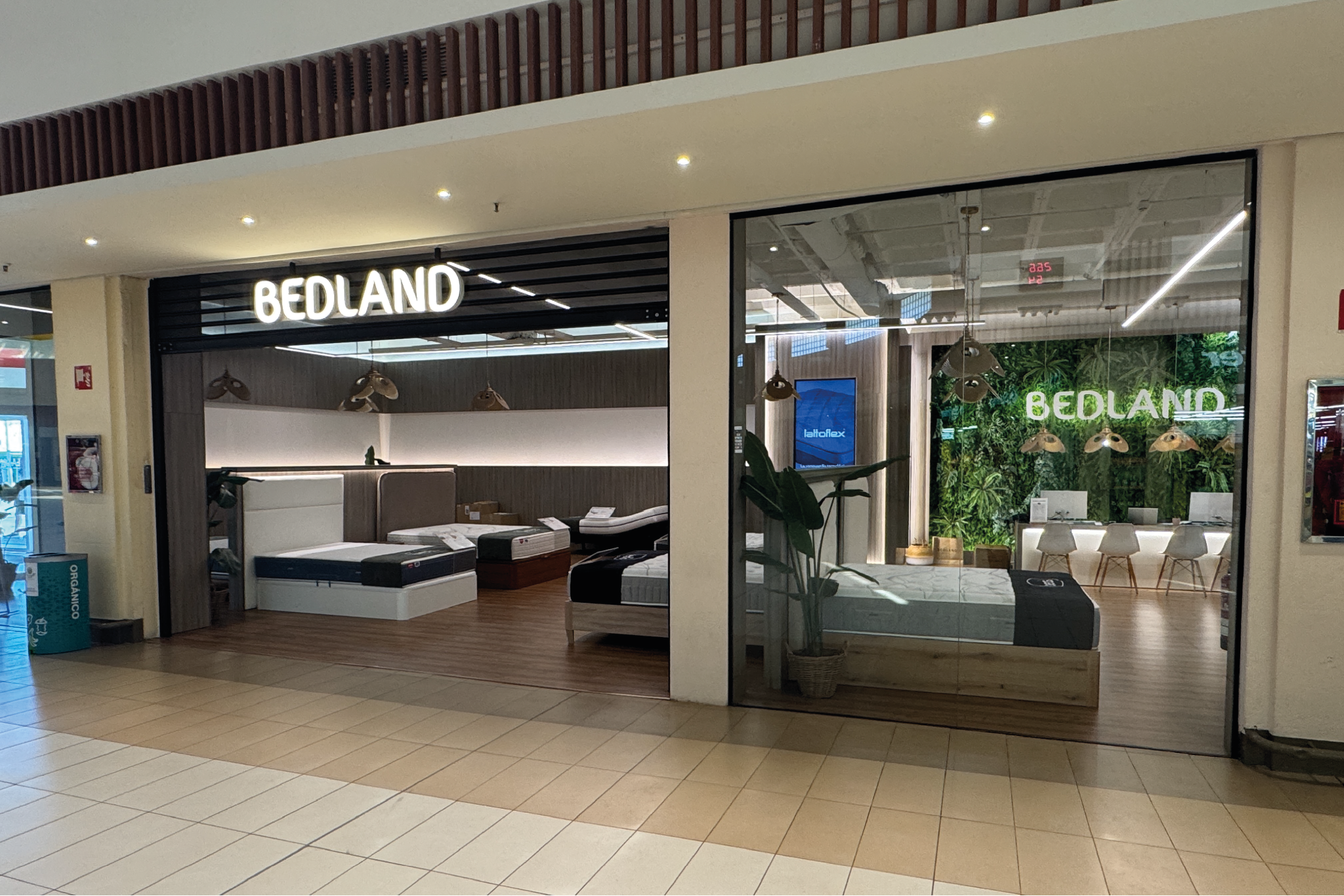 Foto 5 di Bedland