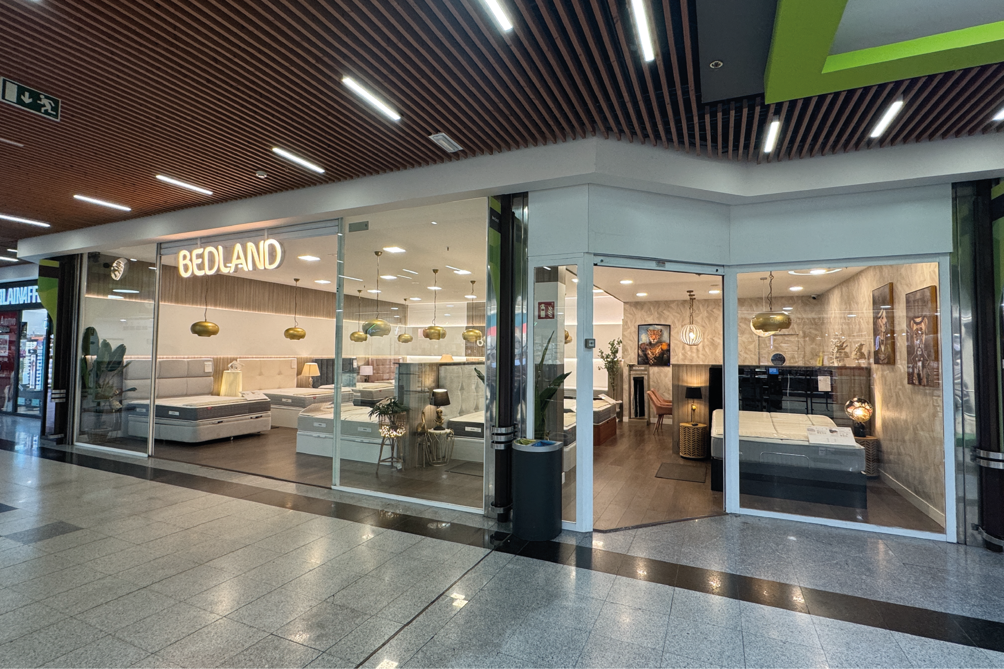 Foto 2 di Bedland