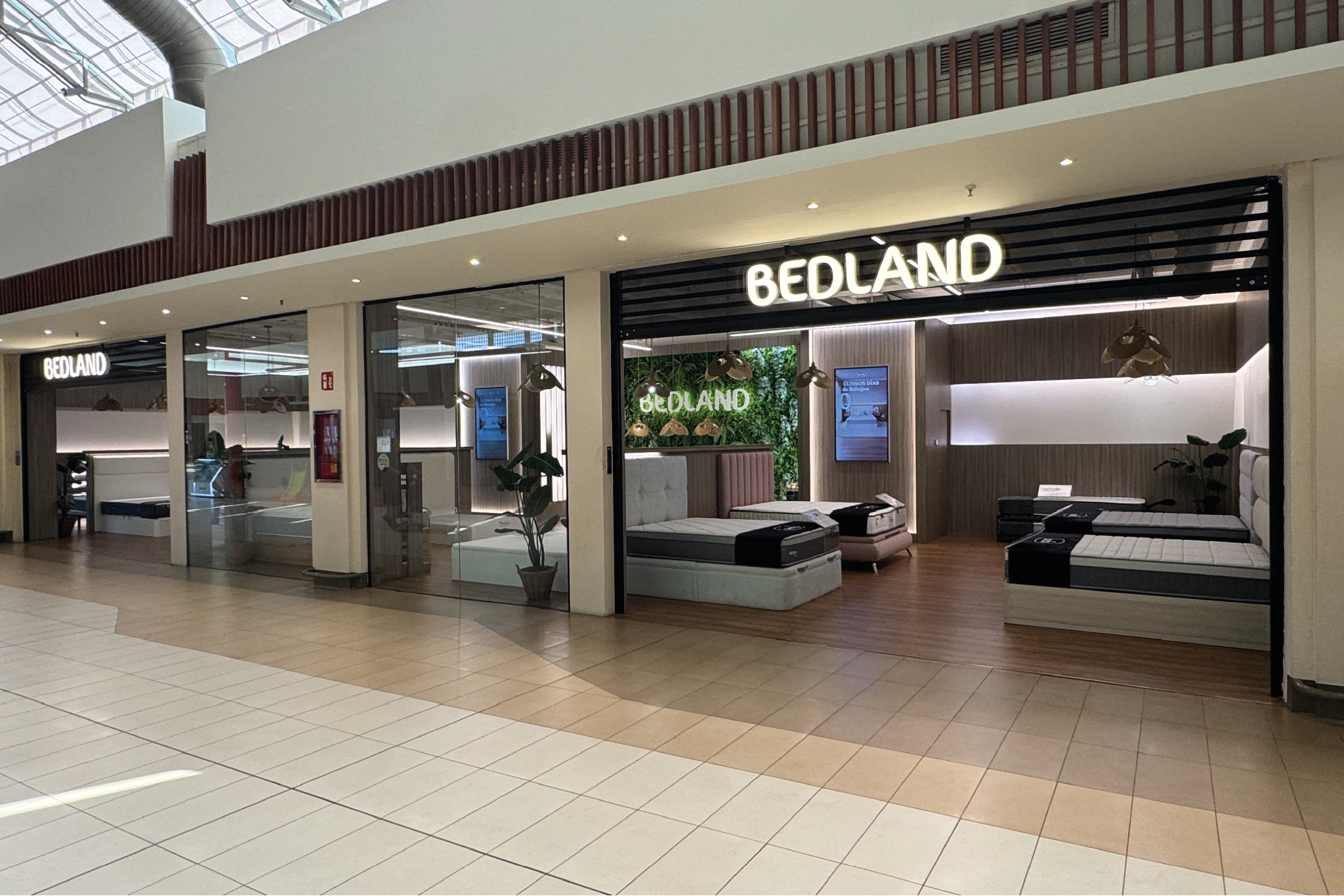 Foto 3 di Bedland