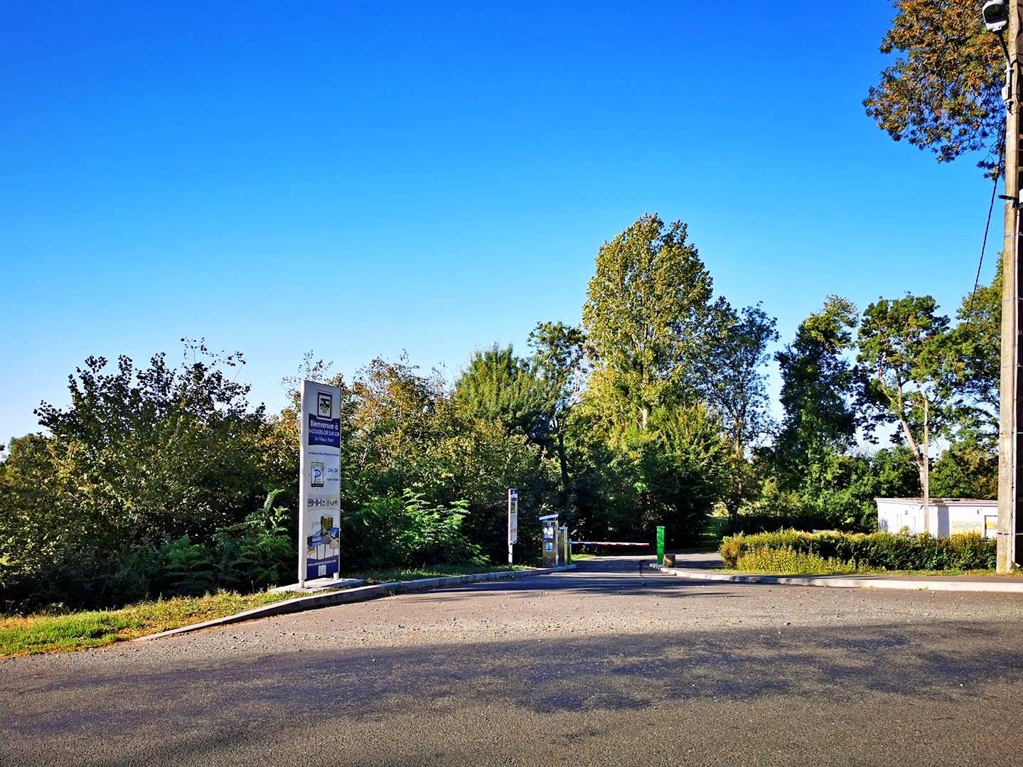 Foto 2 de Aire Camping-Car Park