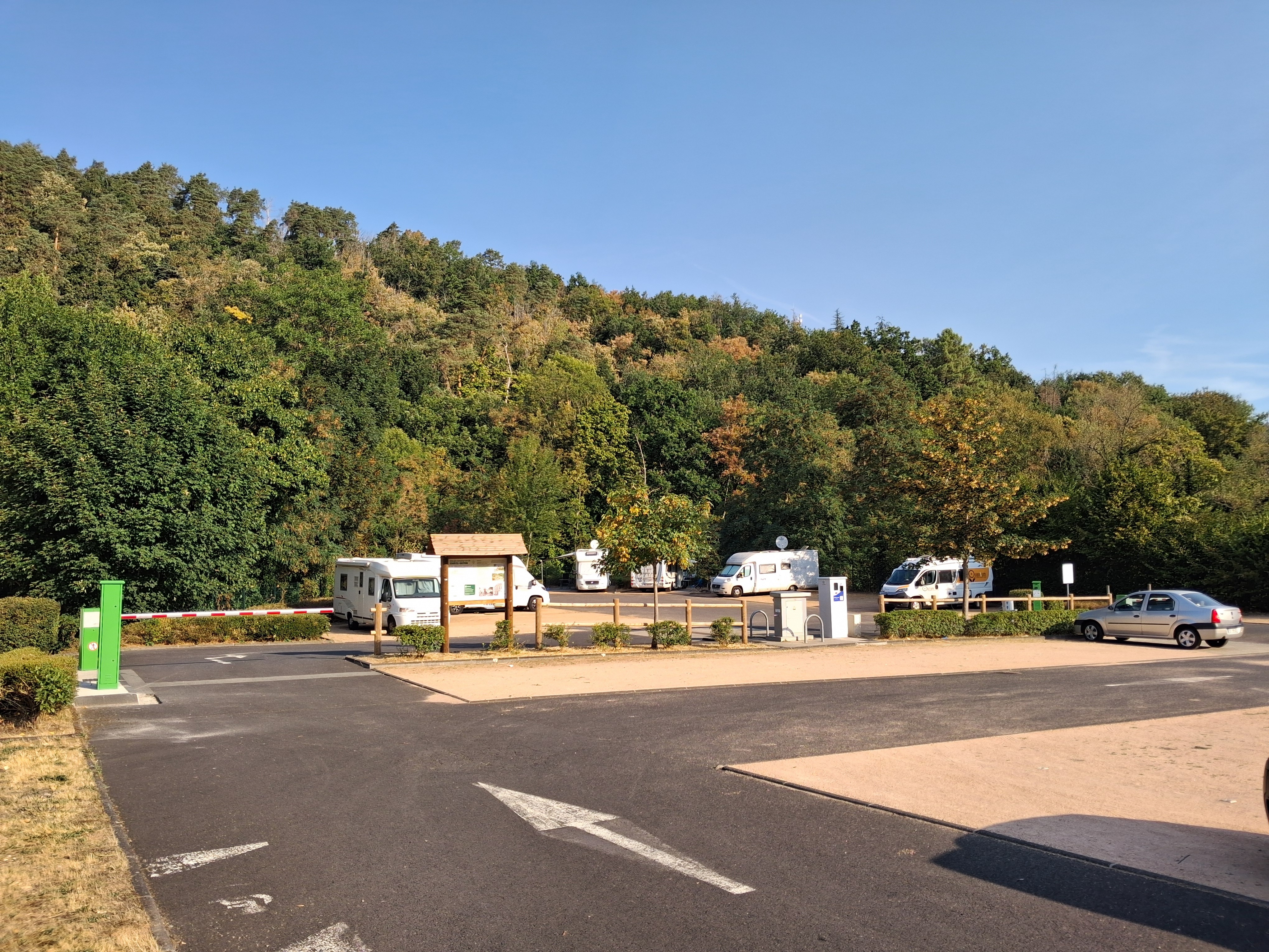 Foto 1 di Aire Camping-Car Park