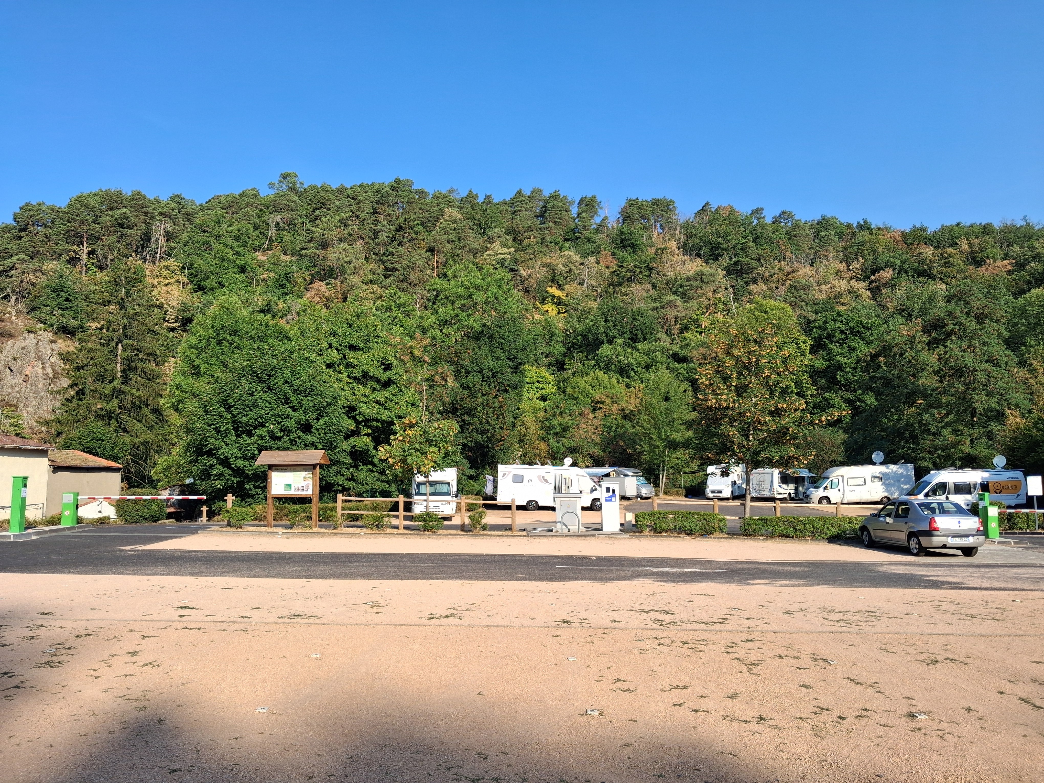 Foto 2 di Aire Camping-Car Park