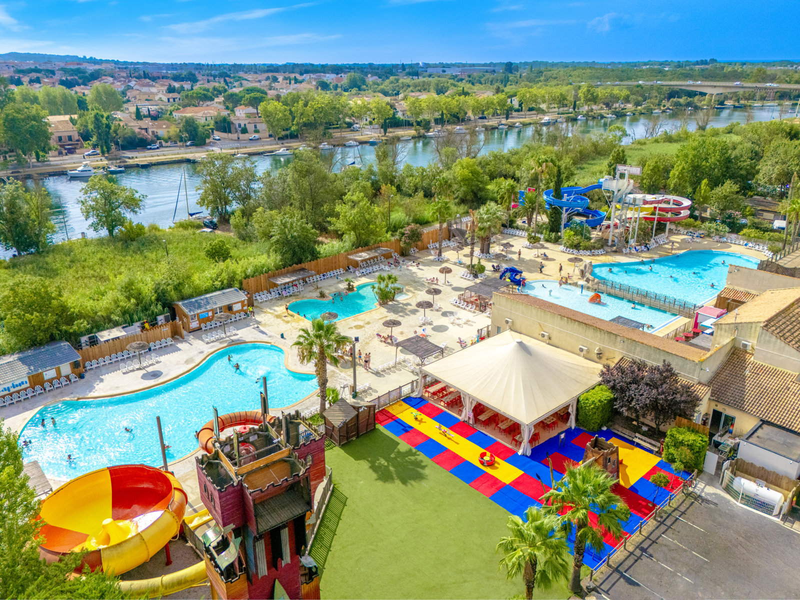 Foto 1 di Camping Capfun - Fleurs d'Agde