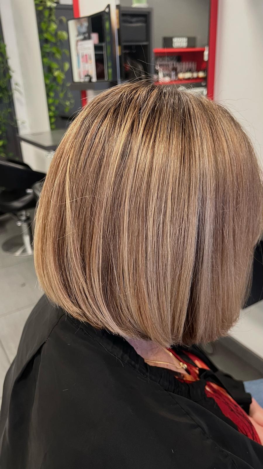 Foto 528 di SWAGG COIFFURE