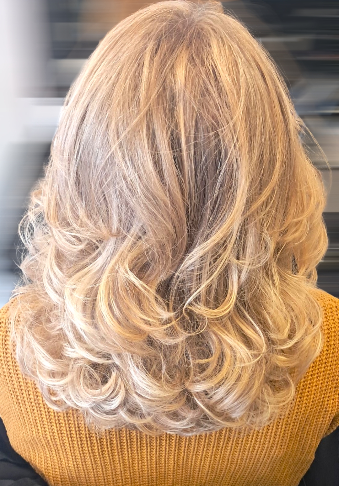 Foto 612 di SWAGG COIFFURE