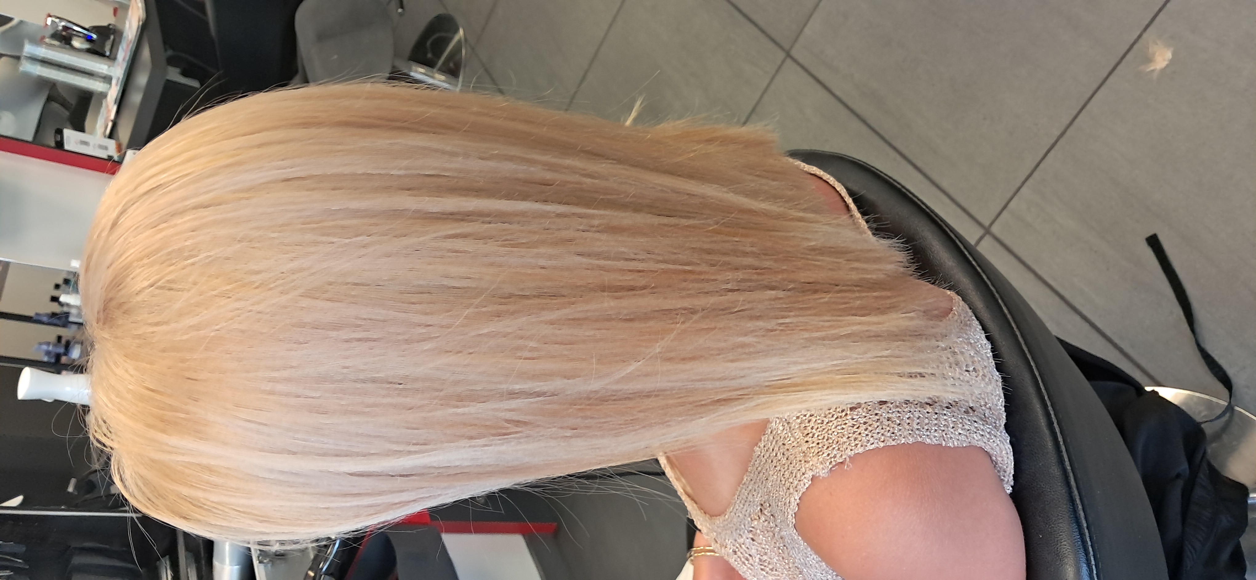 Foto 591 di SWAGG COIFFURE