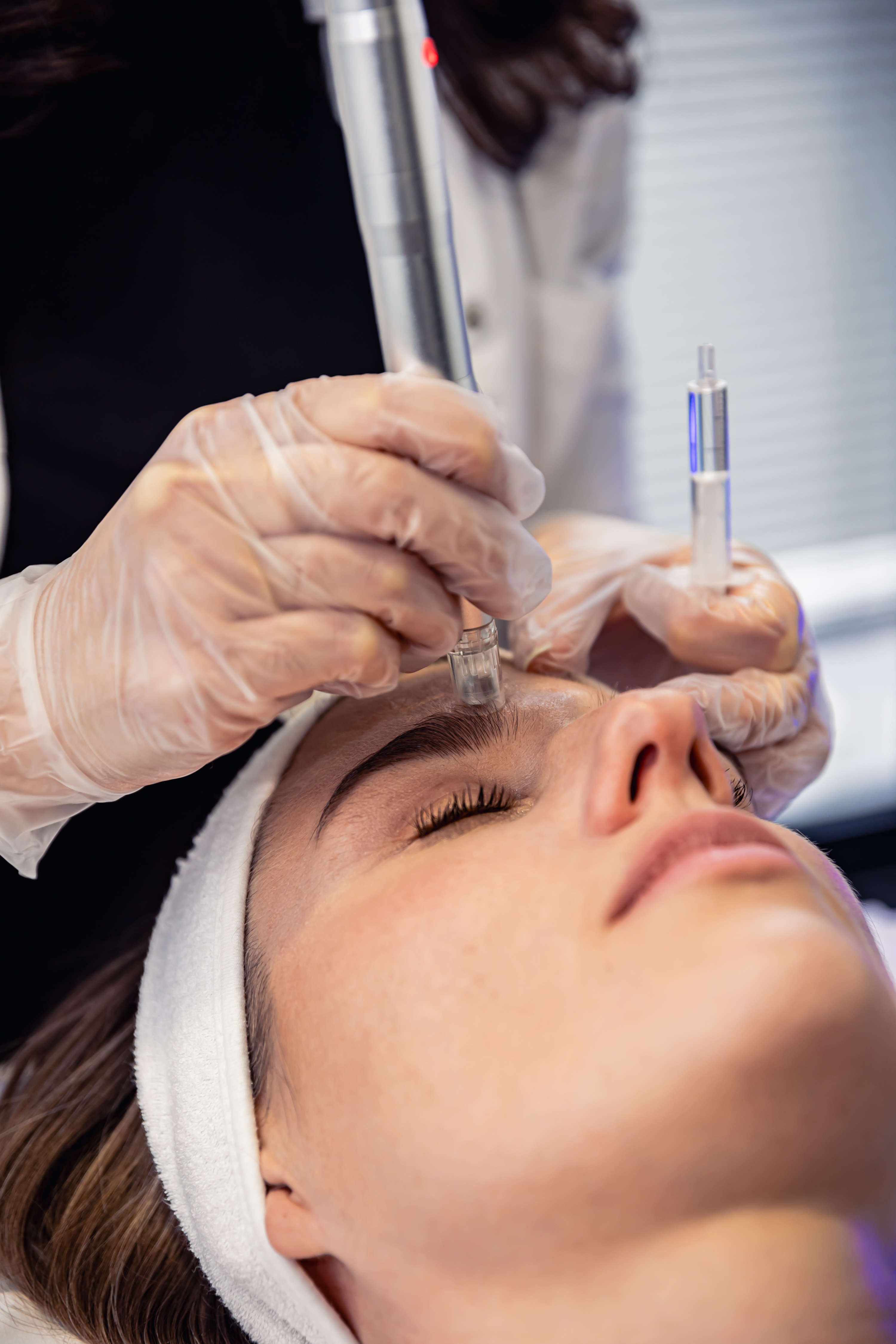 Foto 7 di DermaPro Laser Tours