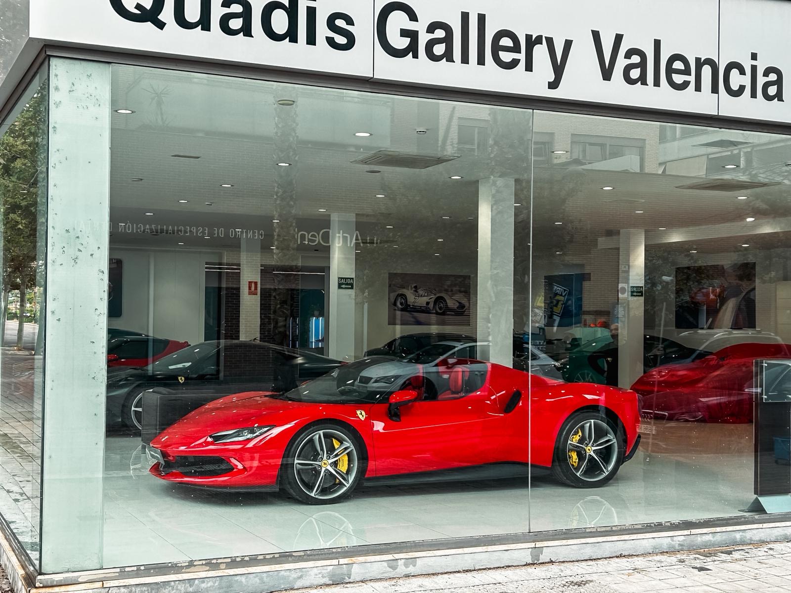 Foto 2 di QUADIS Gallery Selection